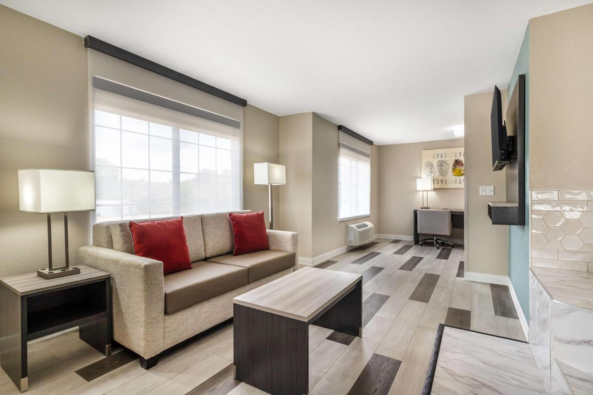 Best Western Prime Inn & Suites photo 8