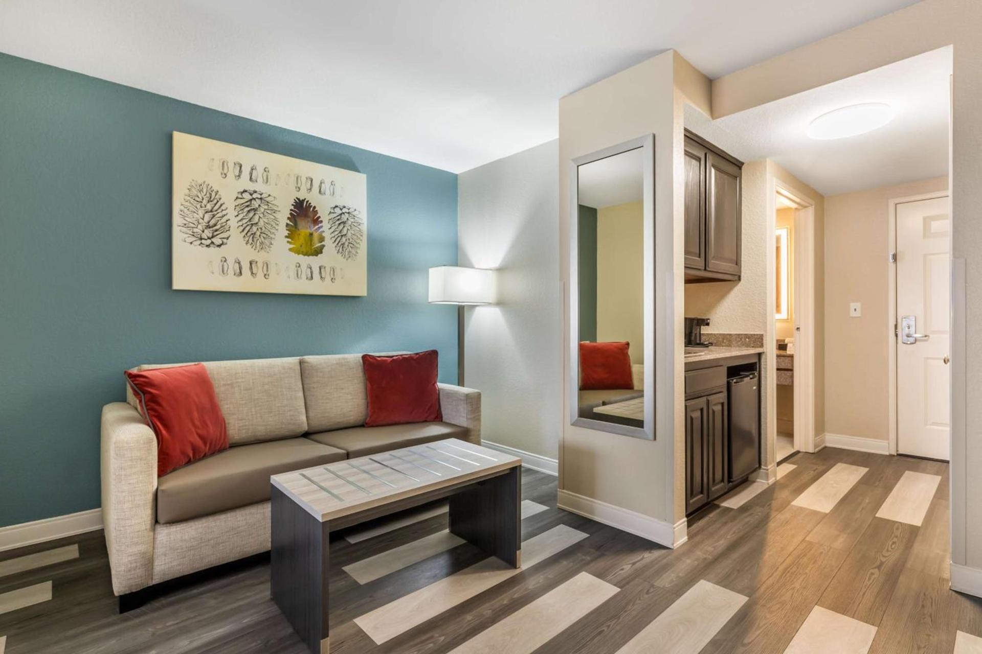 Best Western Prime Inn & Suites photo 18