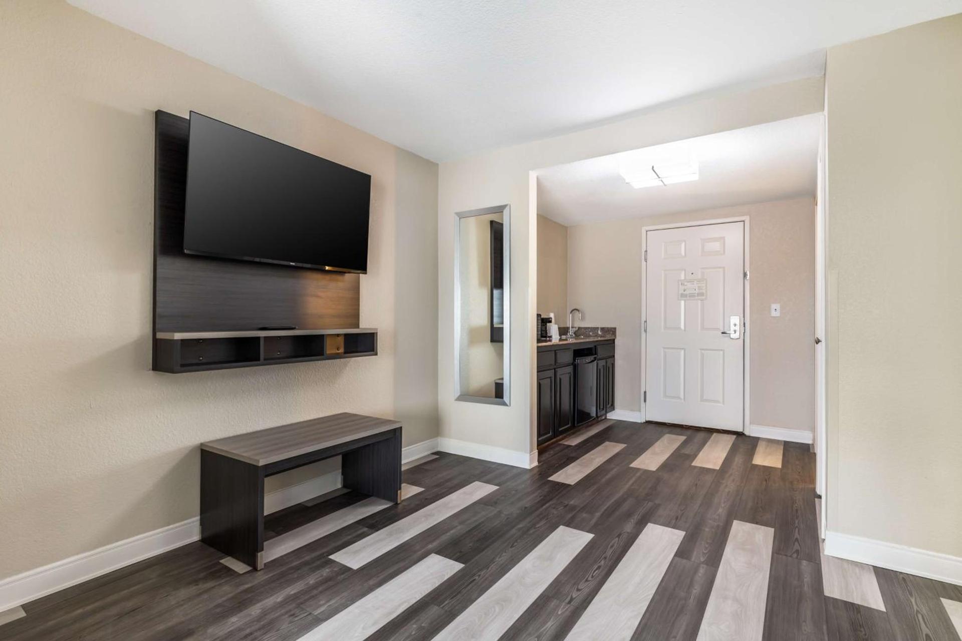 Best Western Prime Inn & Suites photo 21