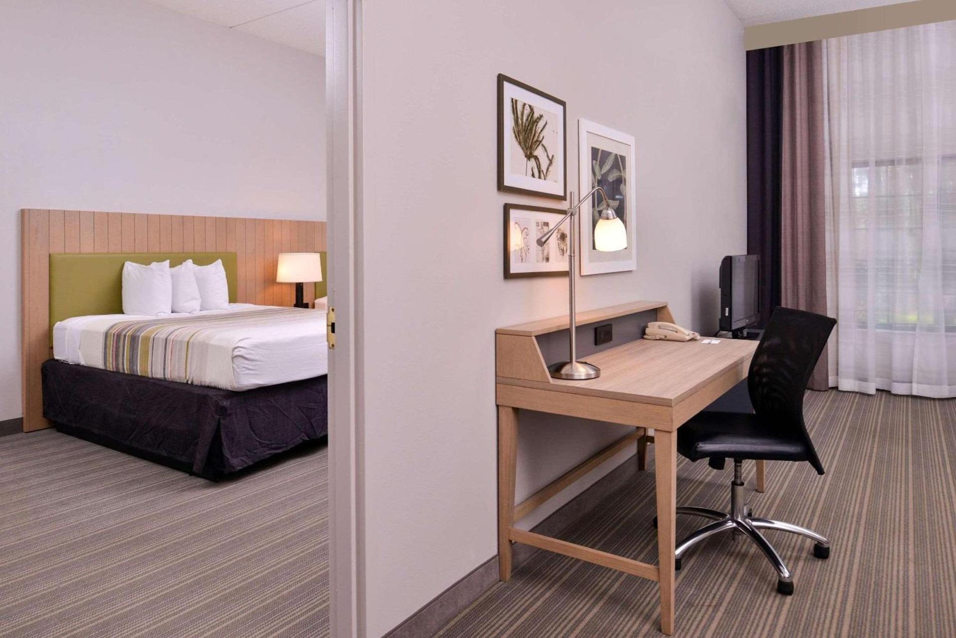 Country Inn & Suites by Radisson Raleigh-Durham Airport NC photo 5
