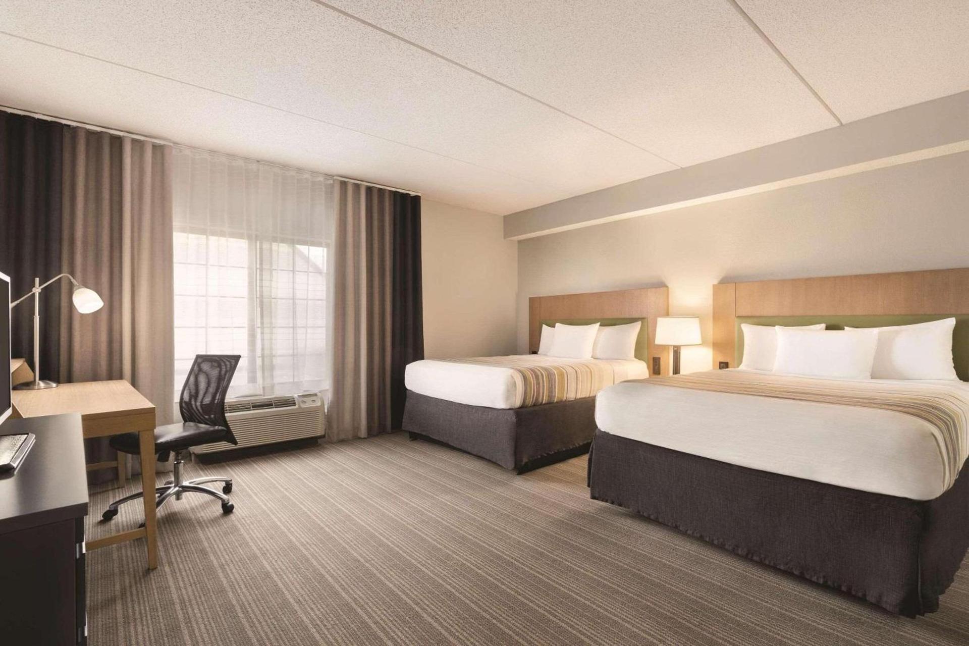 Country Inn & Suites by Radisson Raleigh-Durham Airport NC photo 8