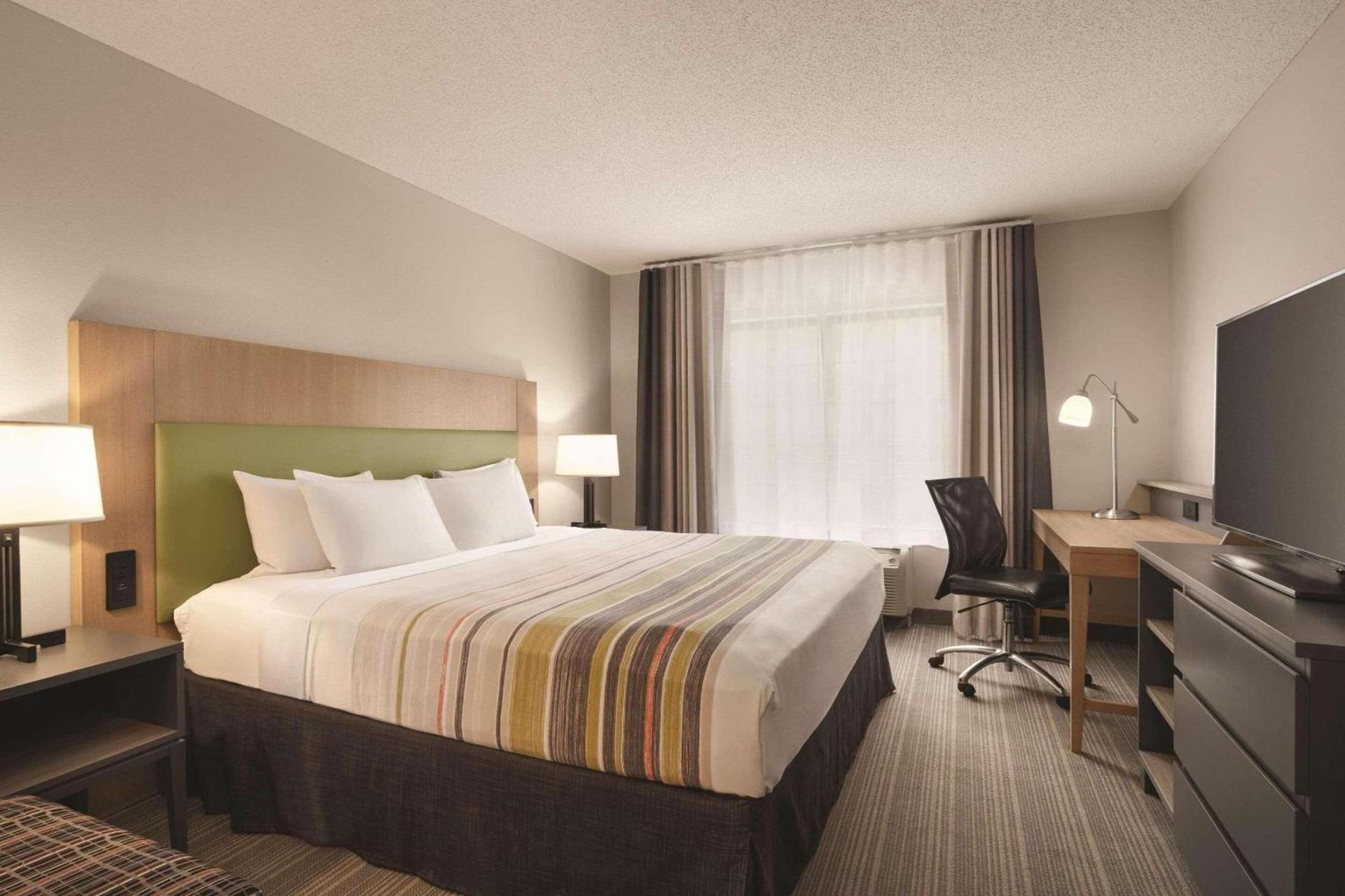 Country Inn & Suites by Radisson Raleigh-Durham Airport NC photo 10