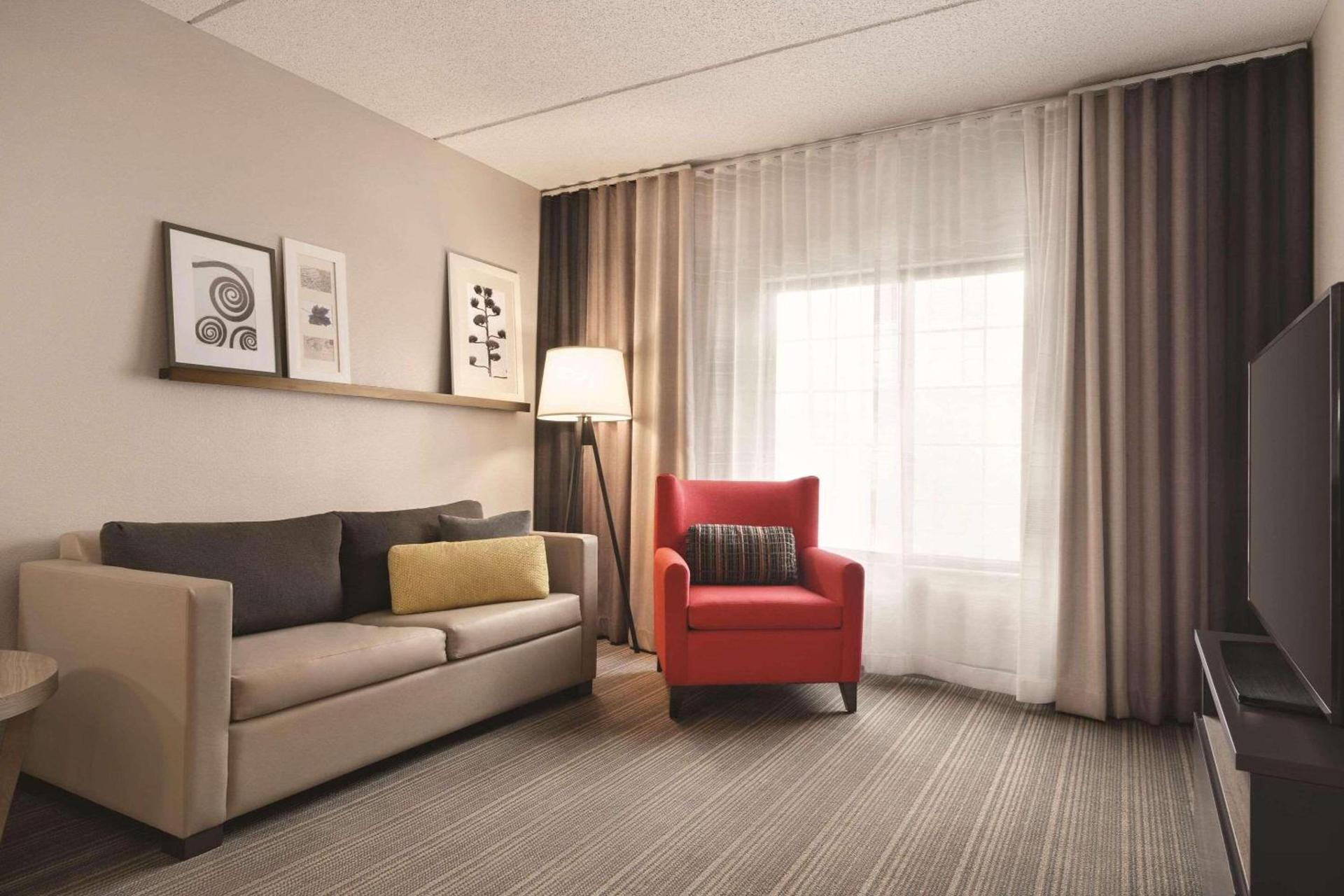 Country Inn & Suites by Radisson Raleigh-Durham Airport NC photo 23