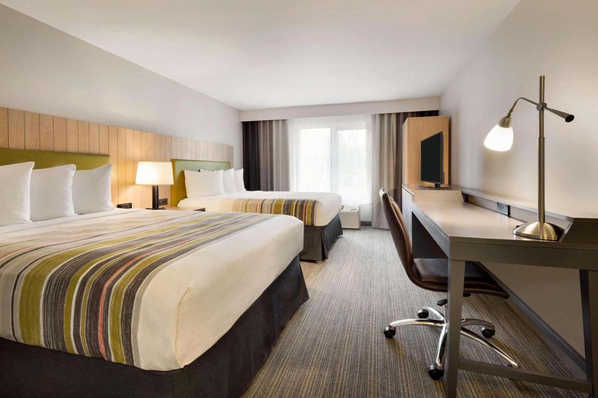 Country Inn & Suites by Radisson, Seattle-Bothell, WA photo 7