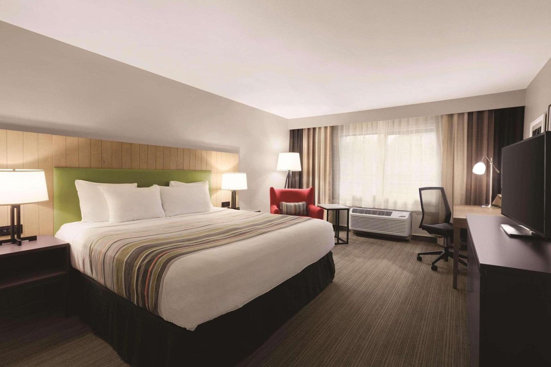 Country Inn & Suites by Radisson, Seattle-Bothell, WA photo 8