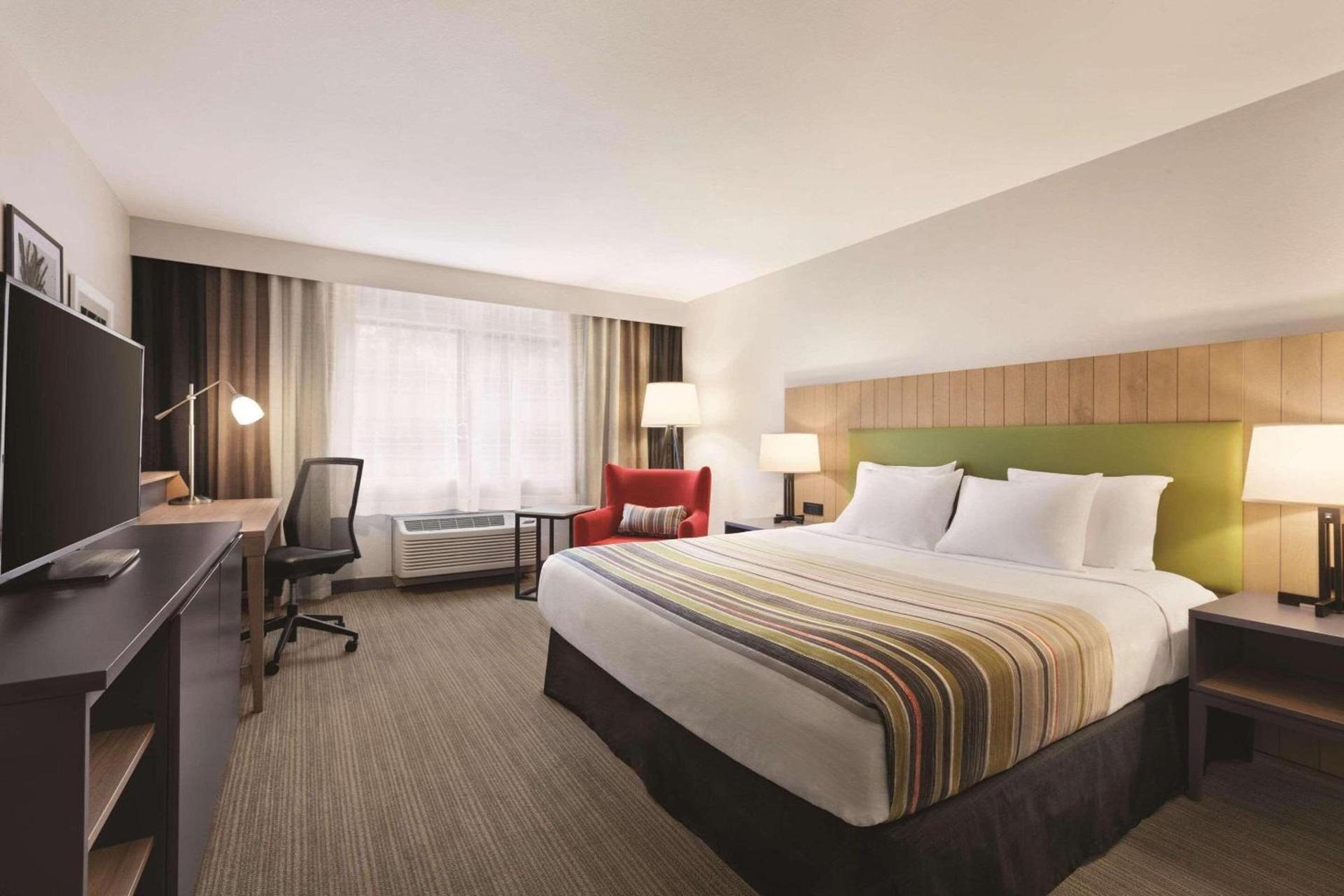 Country Inn & Suites by Radisson, Seattle-Bothell, WA photo 15