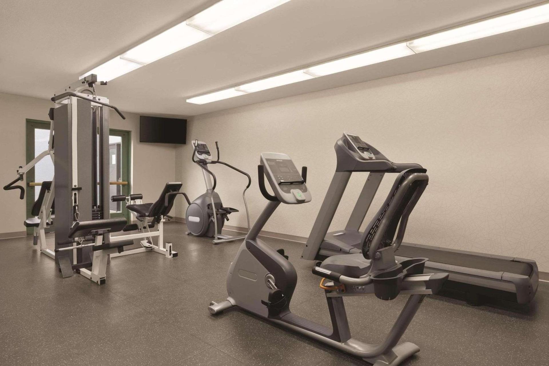 Country Inn & Suites by Radisson, Seattle-Bothell, WA photo 20