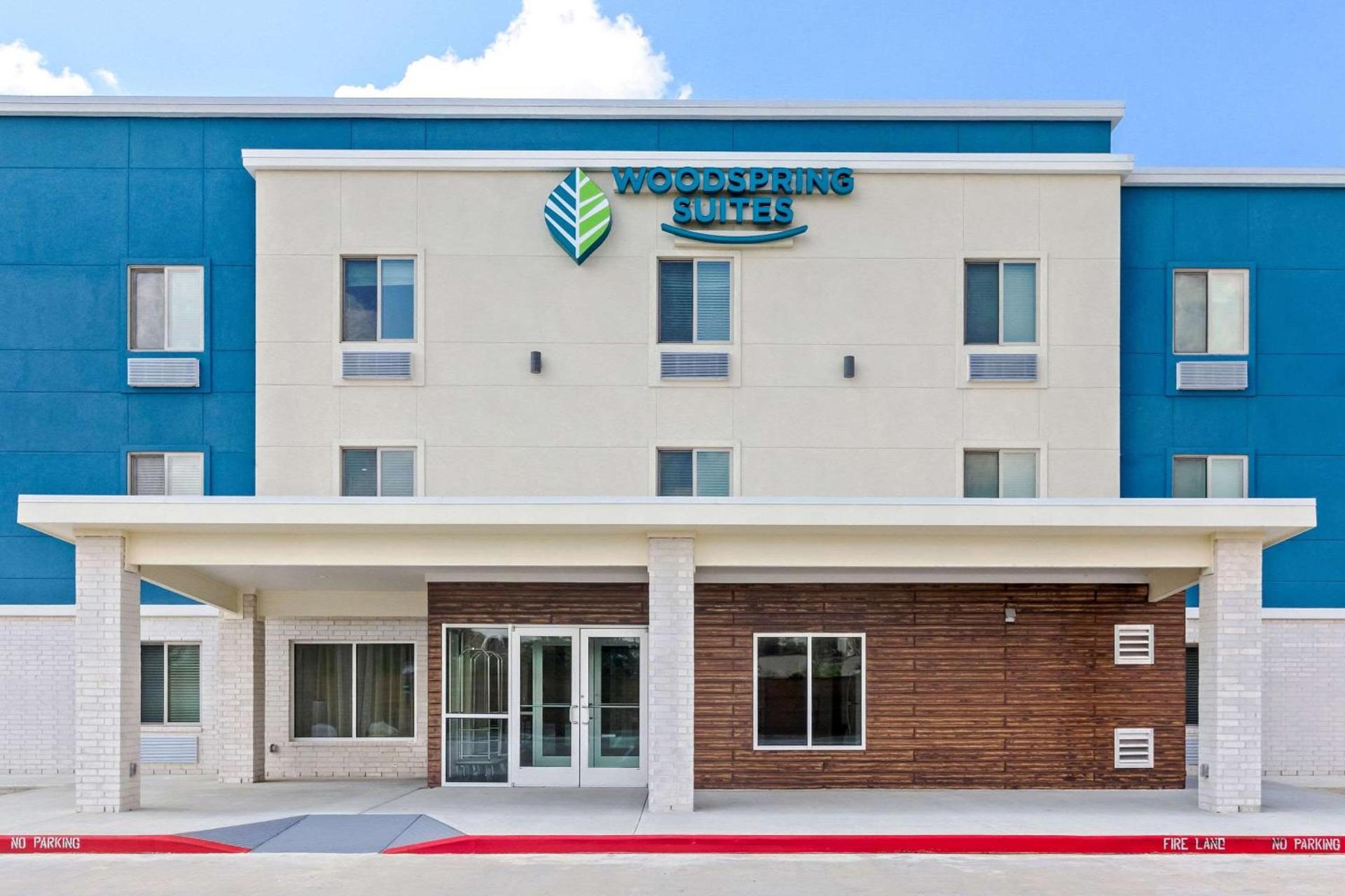 WoodSpring Suites South Houston Hobby photo 1