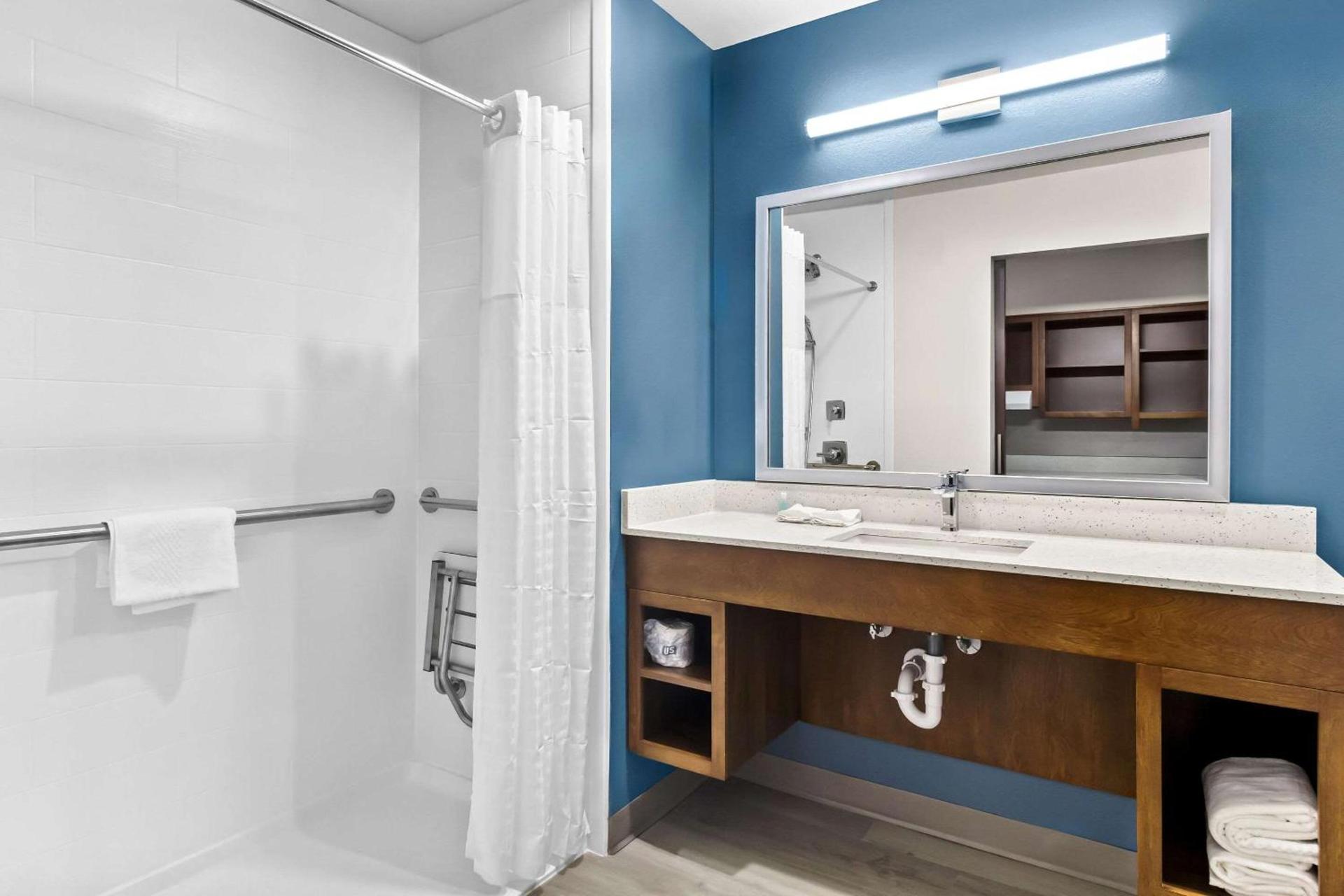 WoodSpring Suites South Houston Hobby photo 8