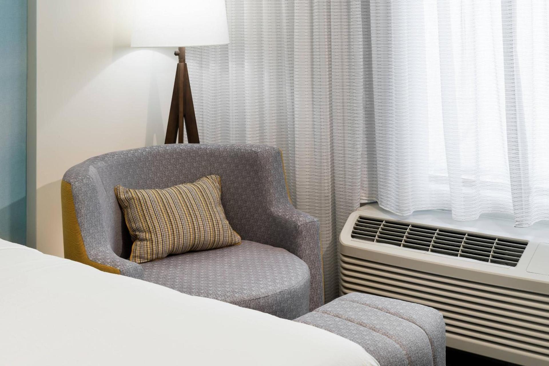 Courtyard by Marriott Hilton Head Island photo 18