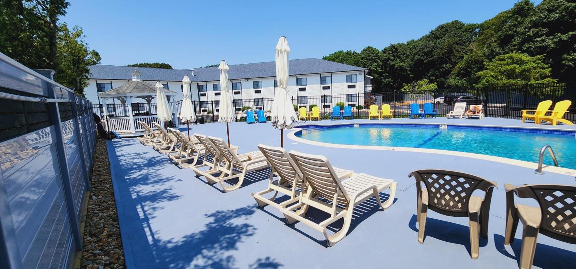 Ambassador Inn and Suites photo 64