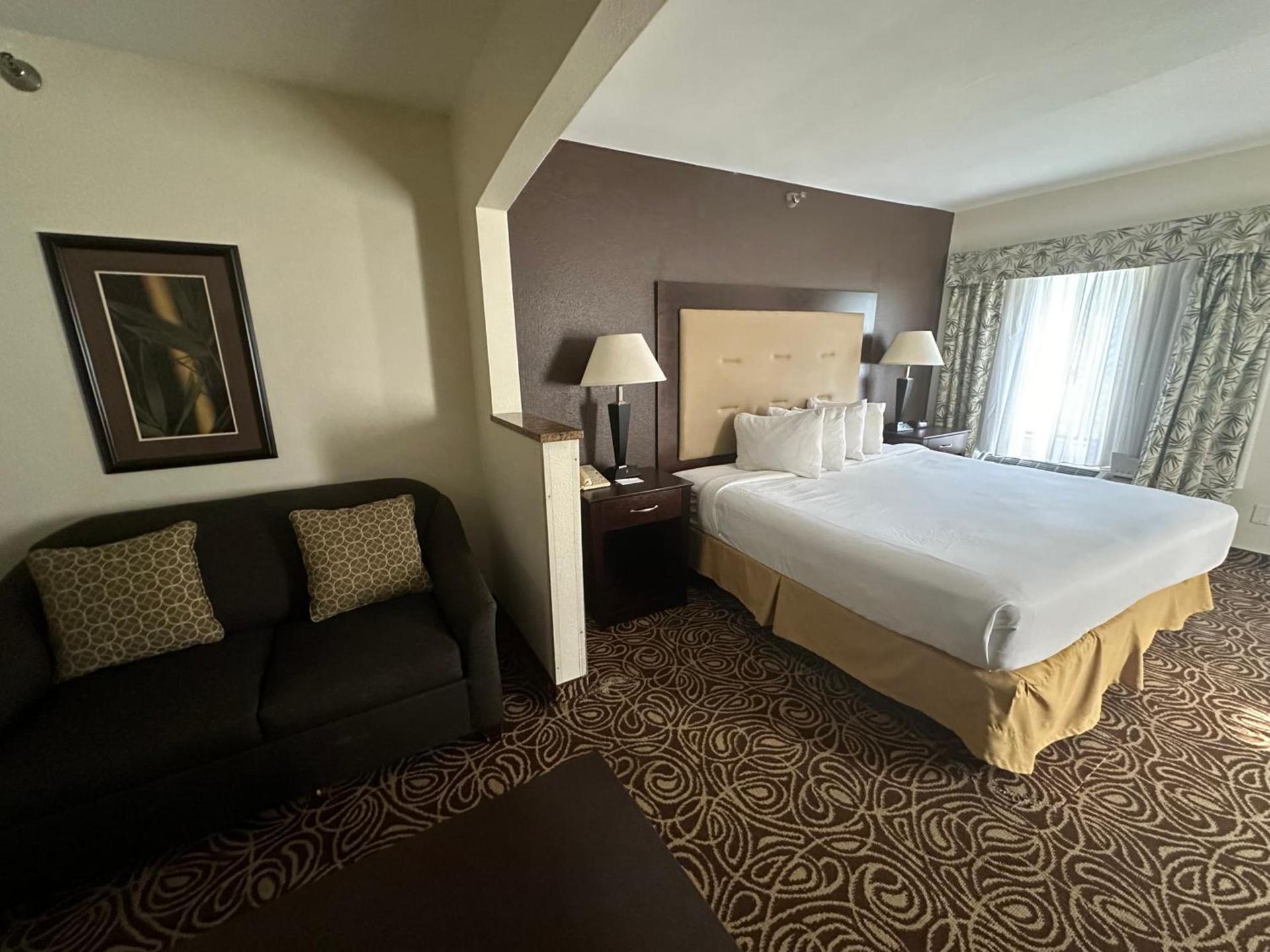 Country Inn & Suites by Radisson, Murrells Inlet, SC photo 13