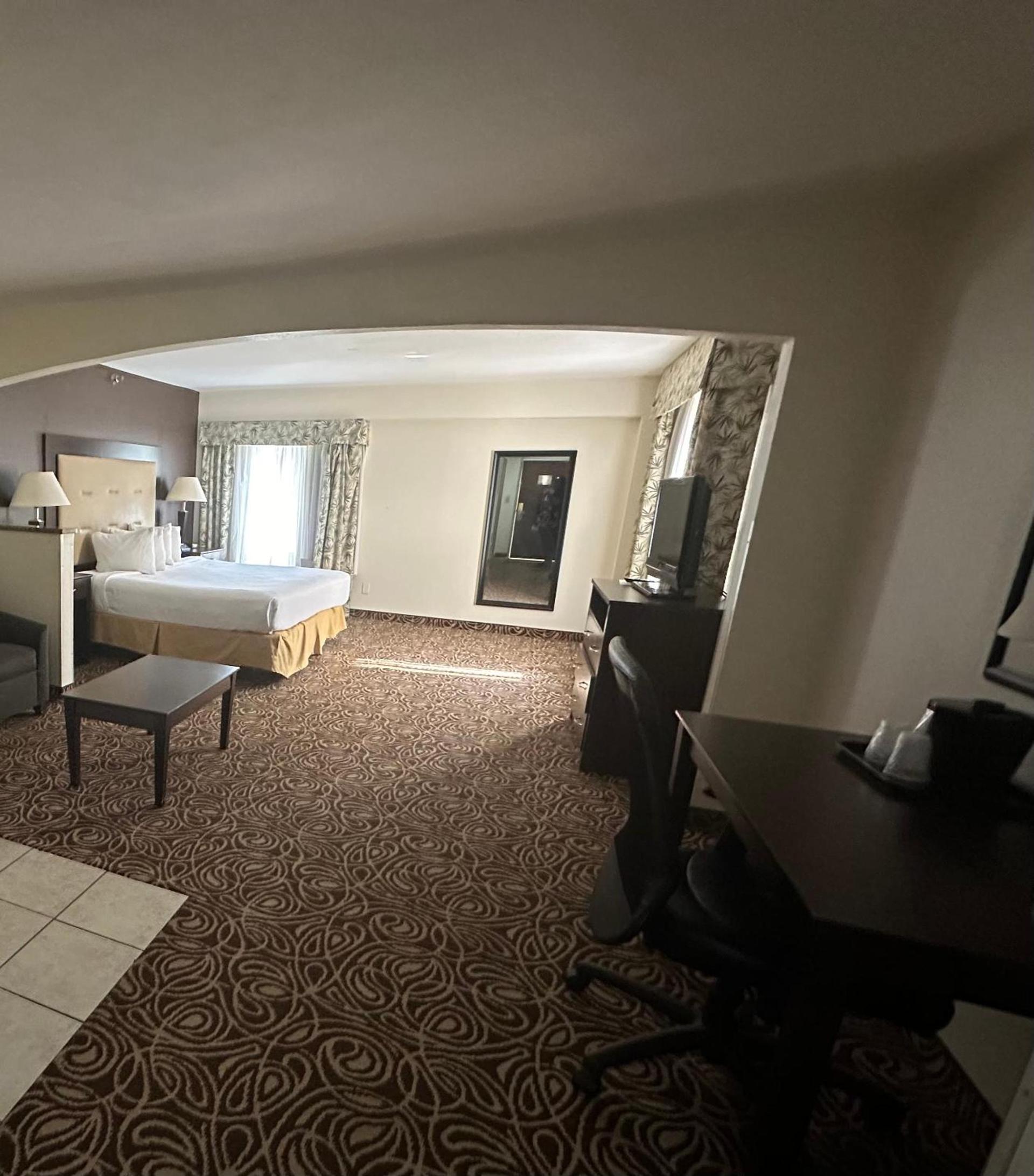 Country Inn & Suites by Radisson, Murrells Inlet, SC photo 14