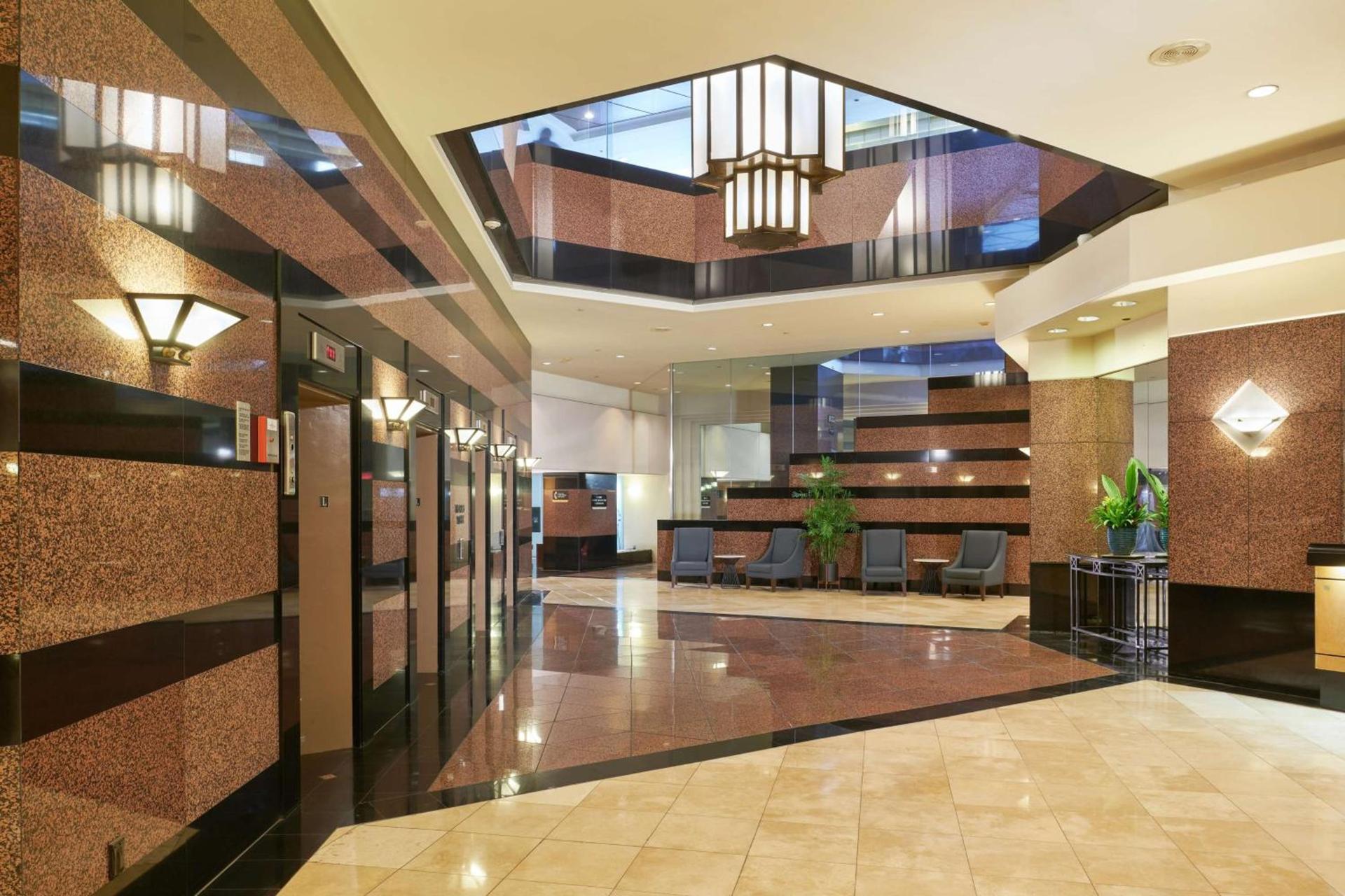 Aston at the Executive Centre Hotel photo 3