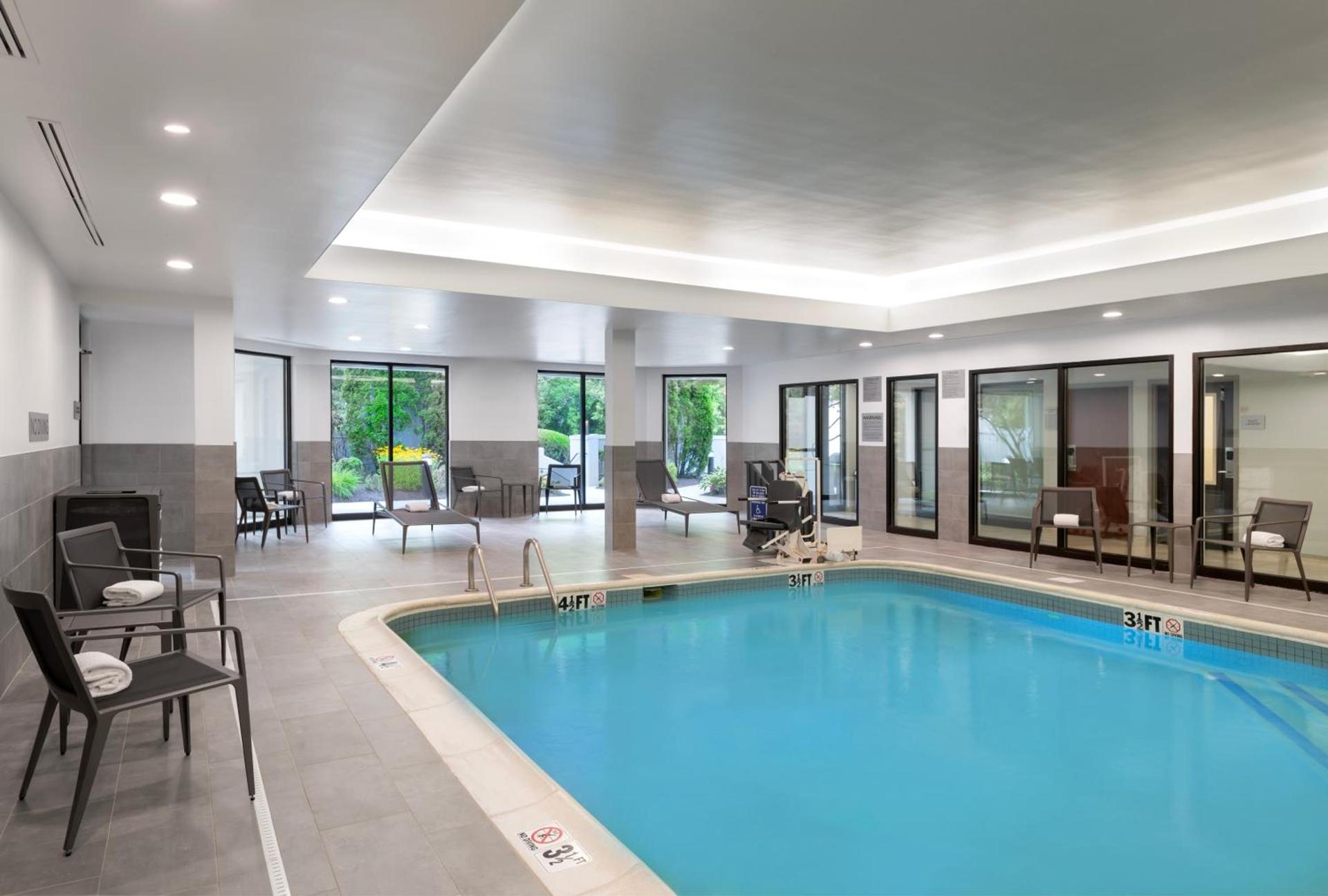 Courtyard by Marriott Danbury photo 4