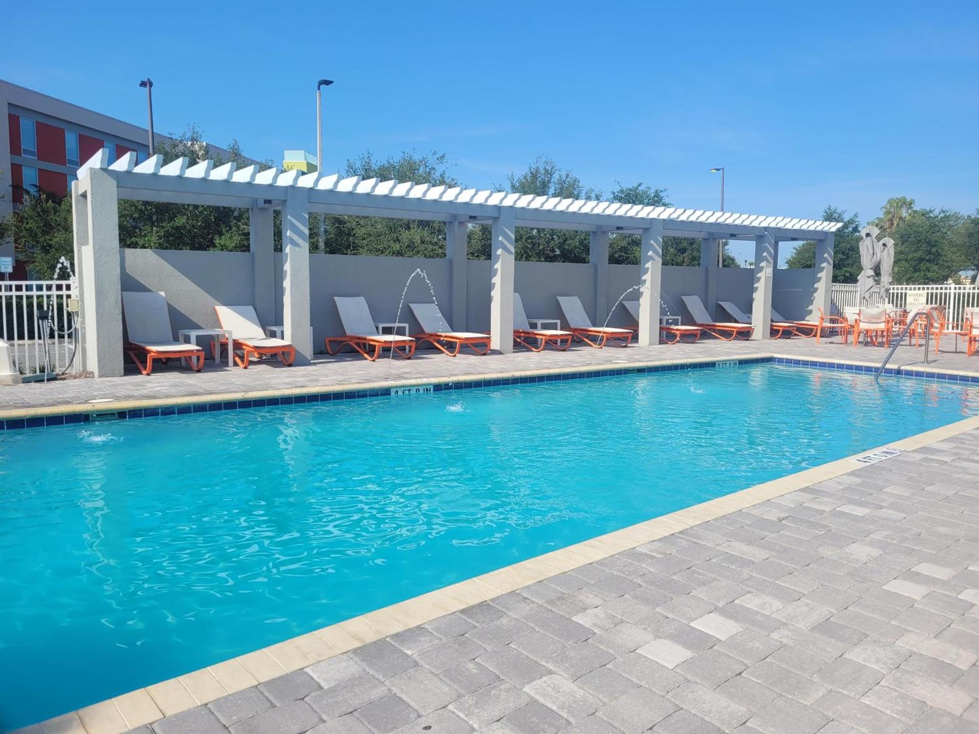 Holiday Inn & Suites Orlando - I-Drive - Theme Parks by IHG photo 5