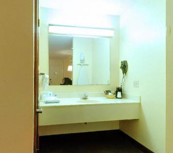 Americas Best Value Inn - Malvern photo 6
