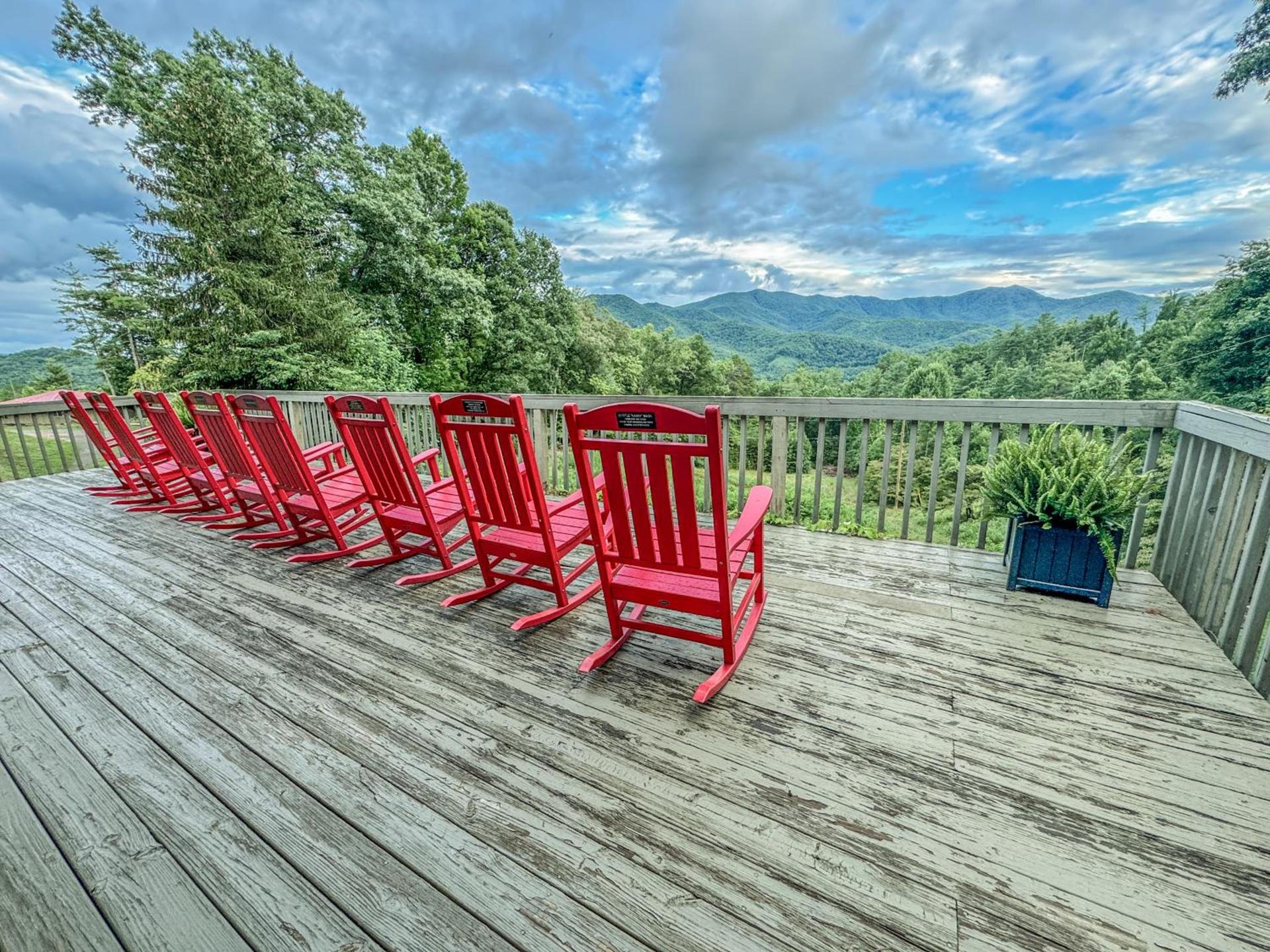 Hemlock Inn photo 22