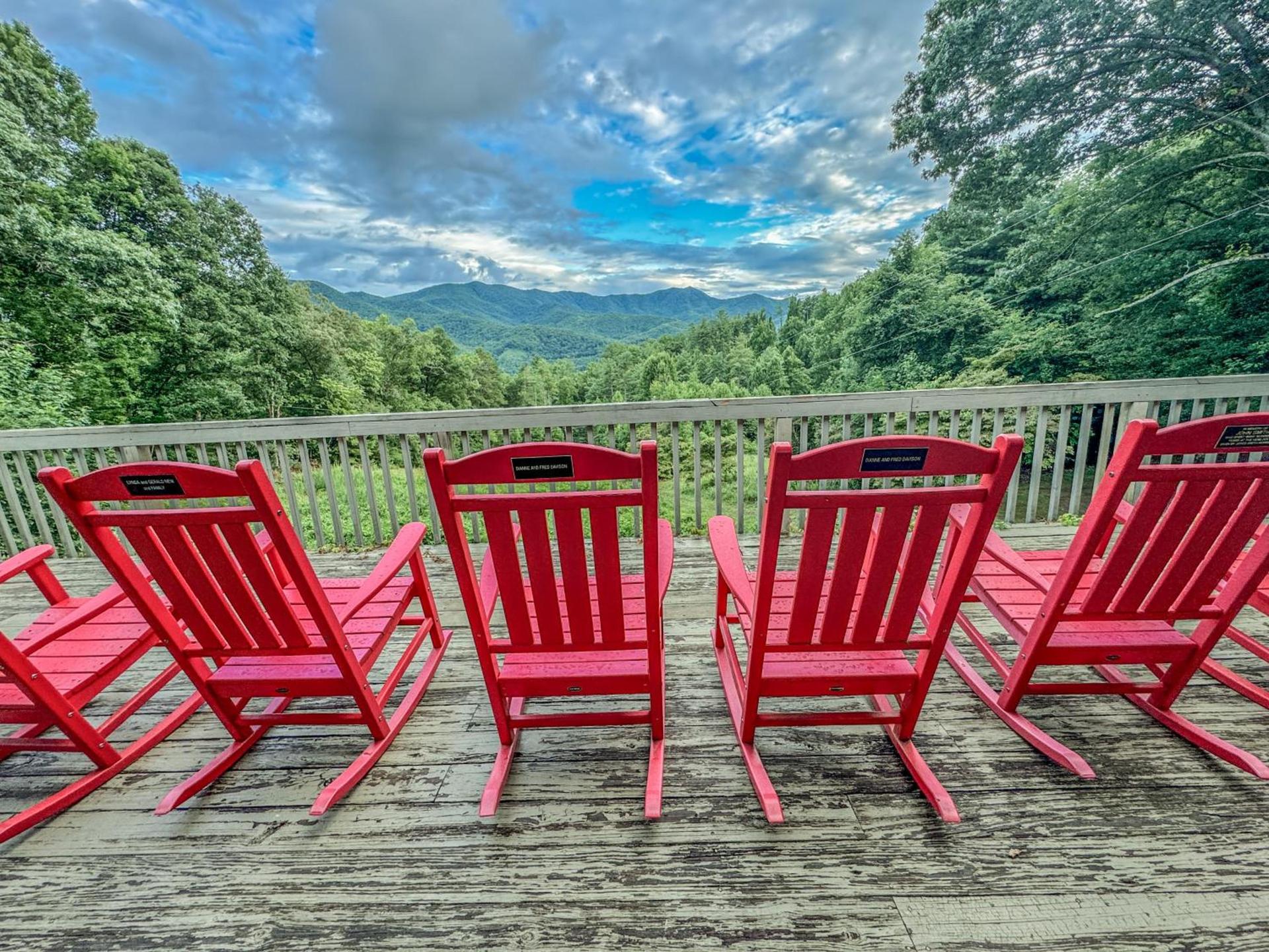 Hemlock Inn photo 19