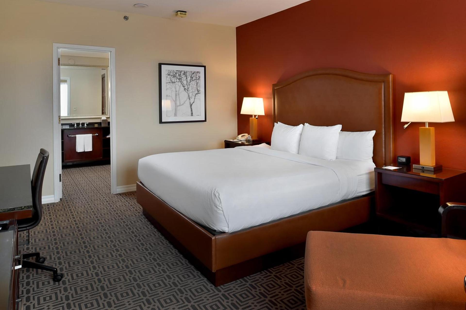 DoubleTree by Hilton Hotel St. Louis - Chesterfield photo 69