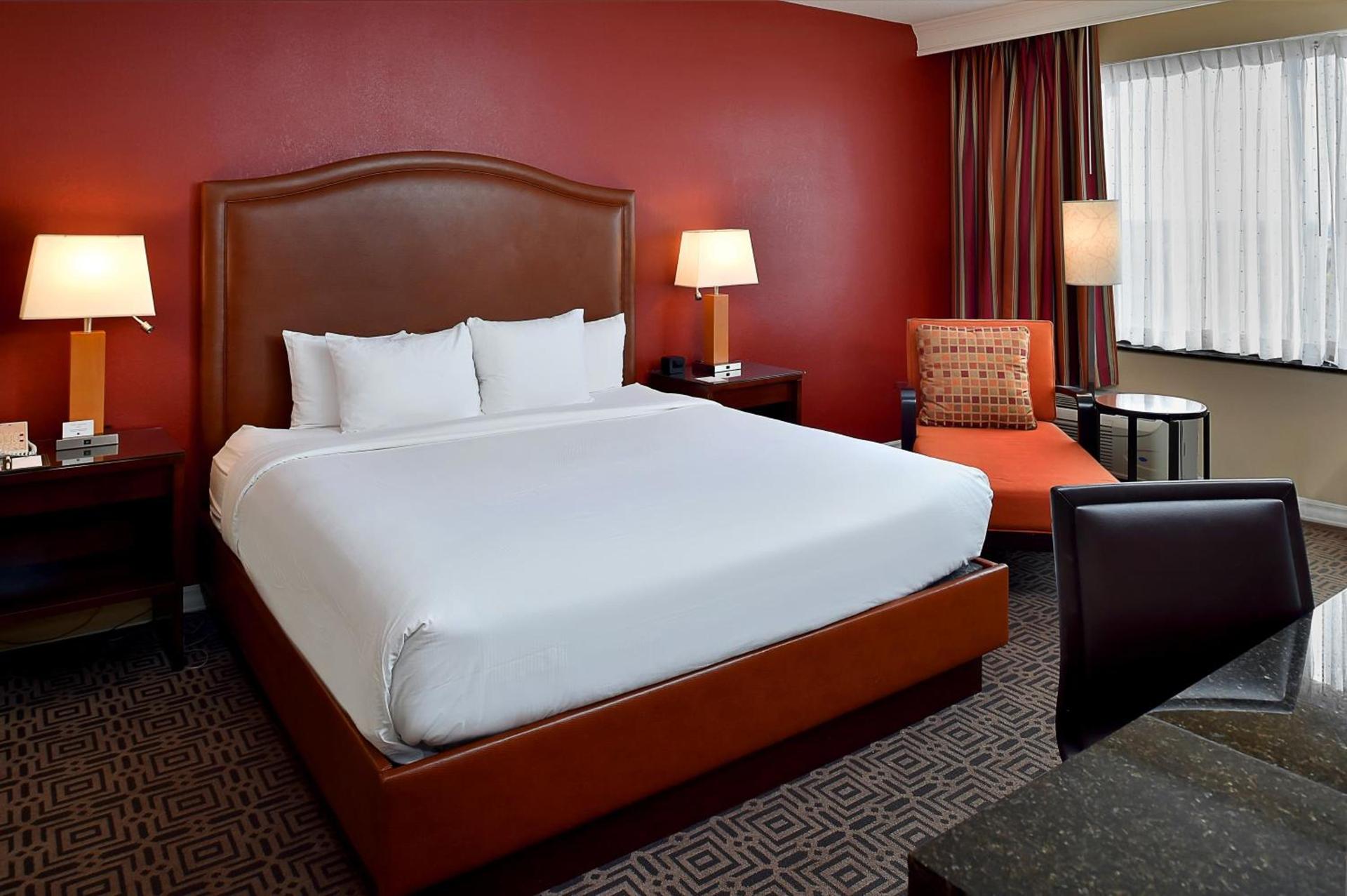 DoubleTree by Hilton Hotel St. Louis - Chesterfield photo 62
