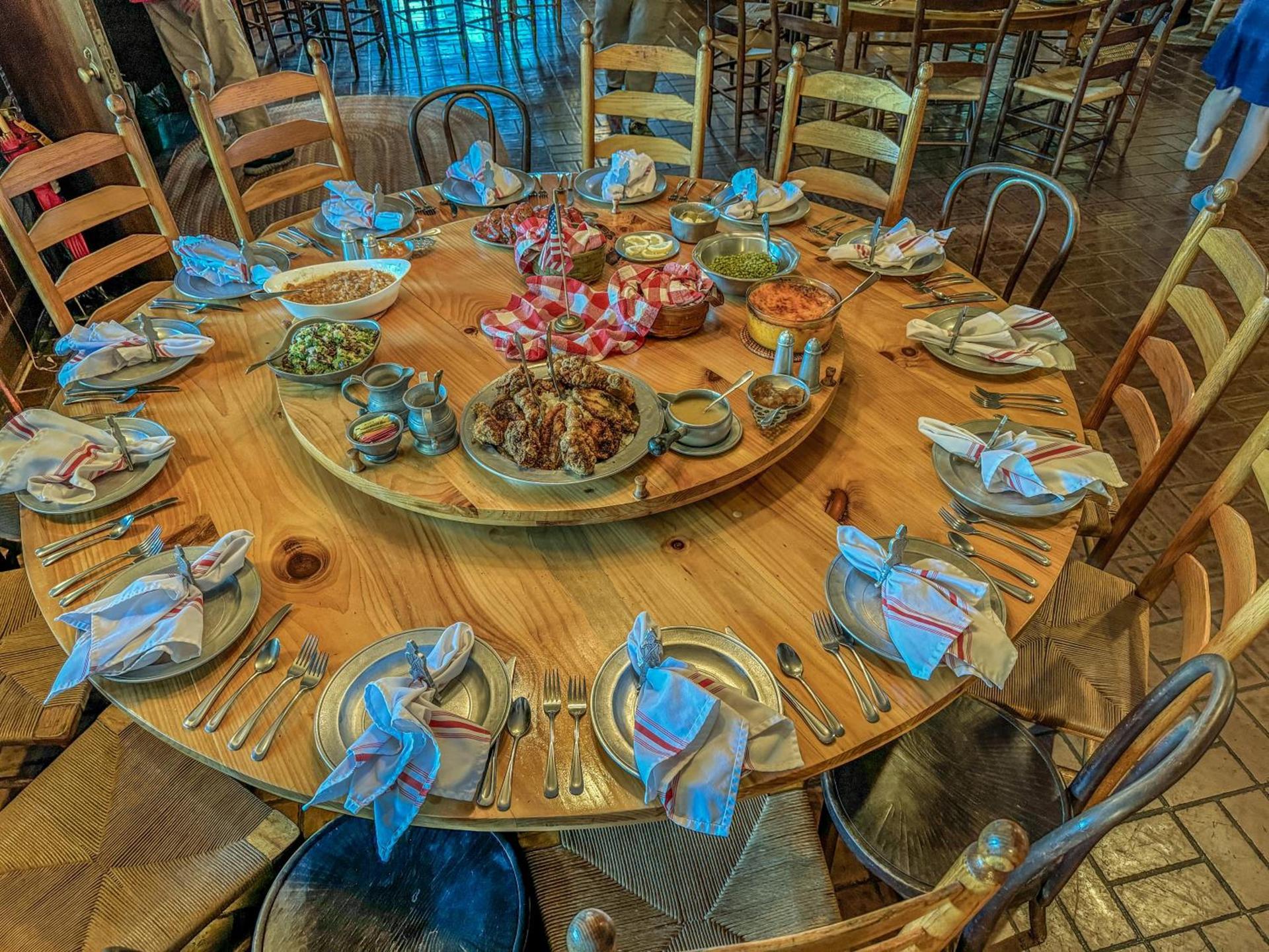 Hemlock Inn photo 2
