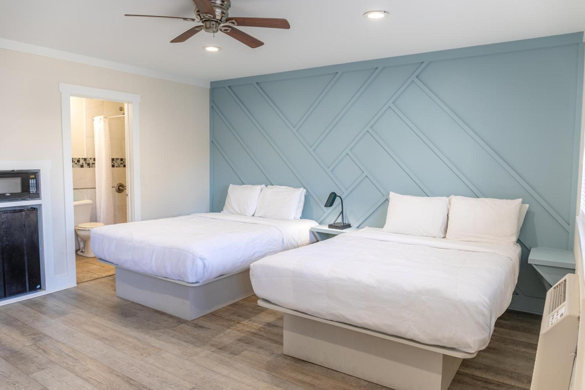 Atlantis Inn - Tybee Island photo 36