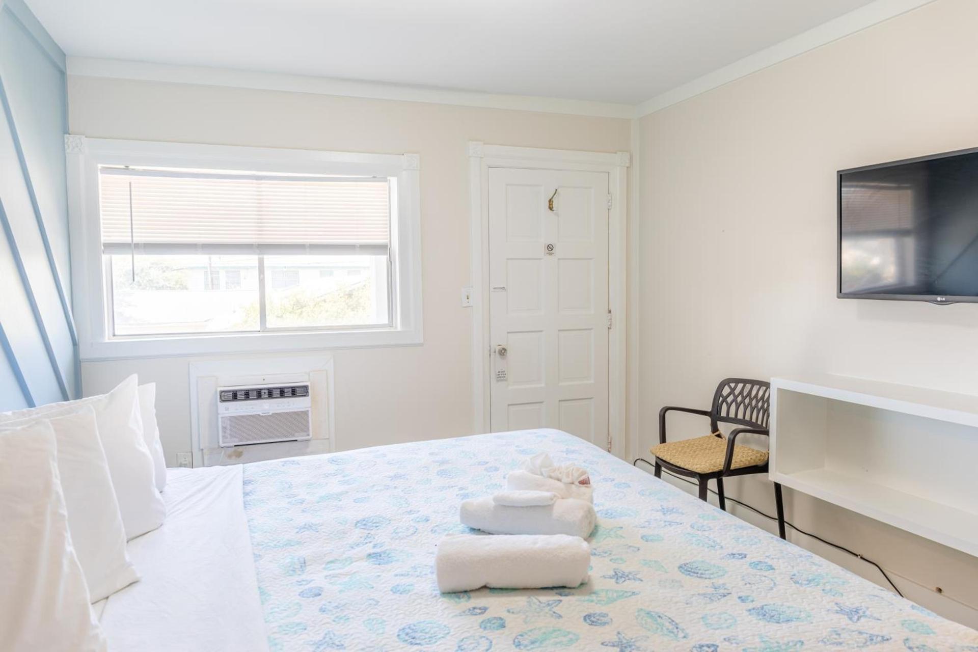 Atlantis Inn - Tybee Island photo 39