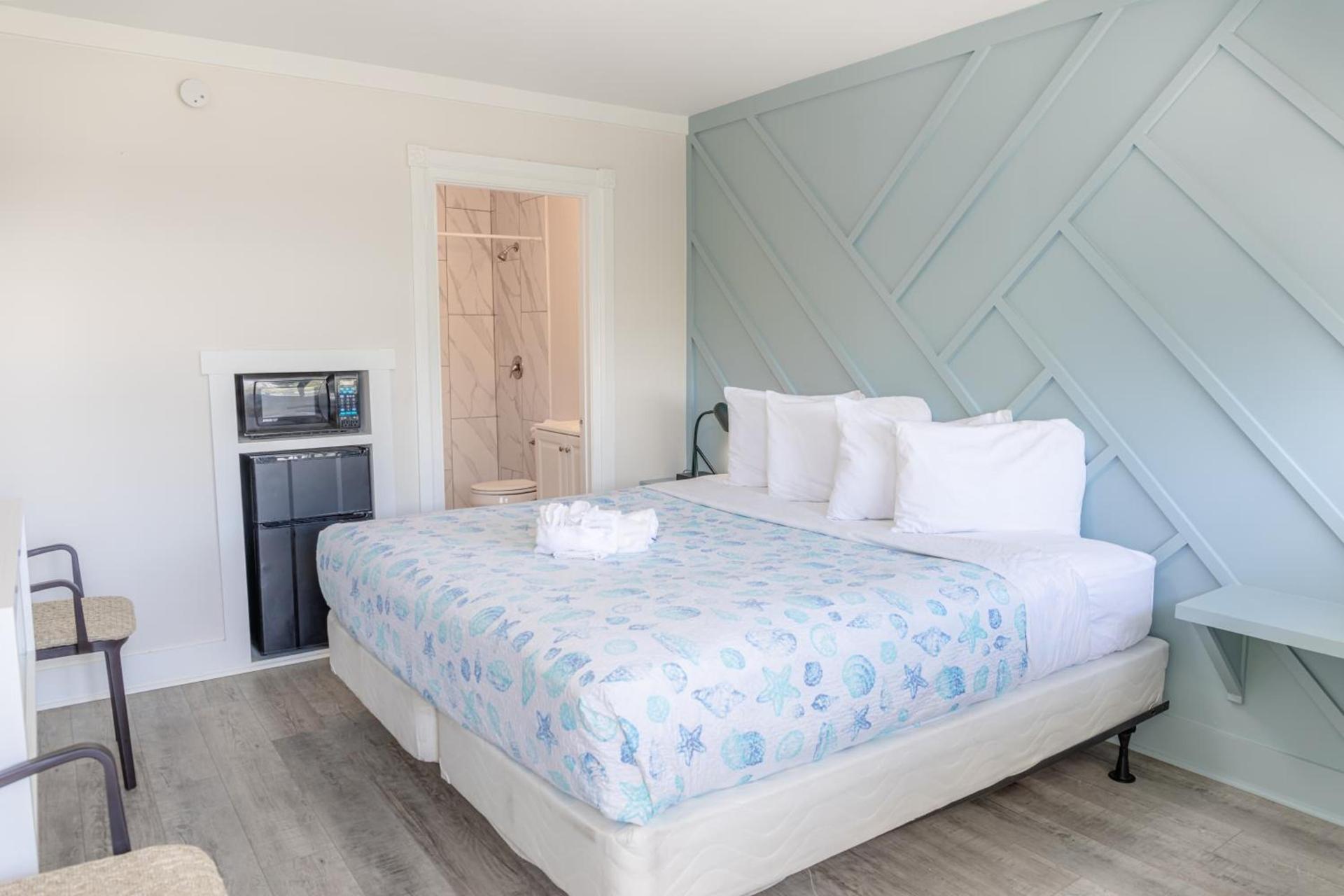 Atlantis Inn - Tybee Island photo 38