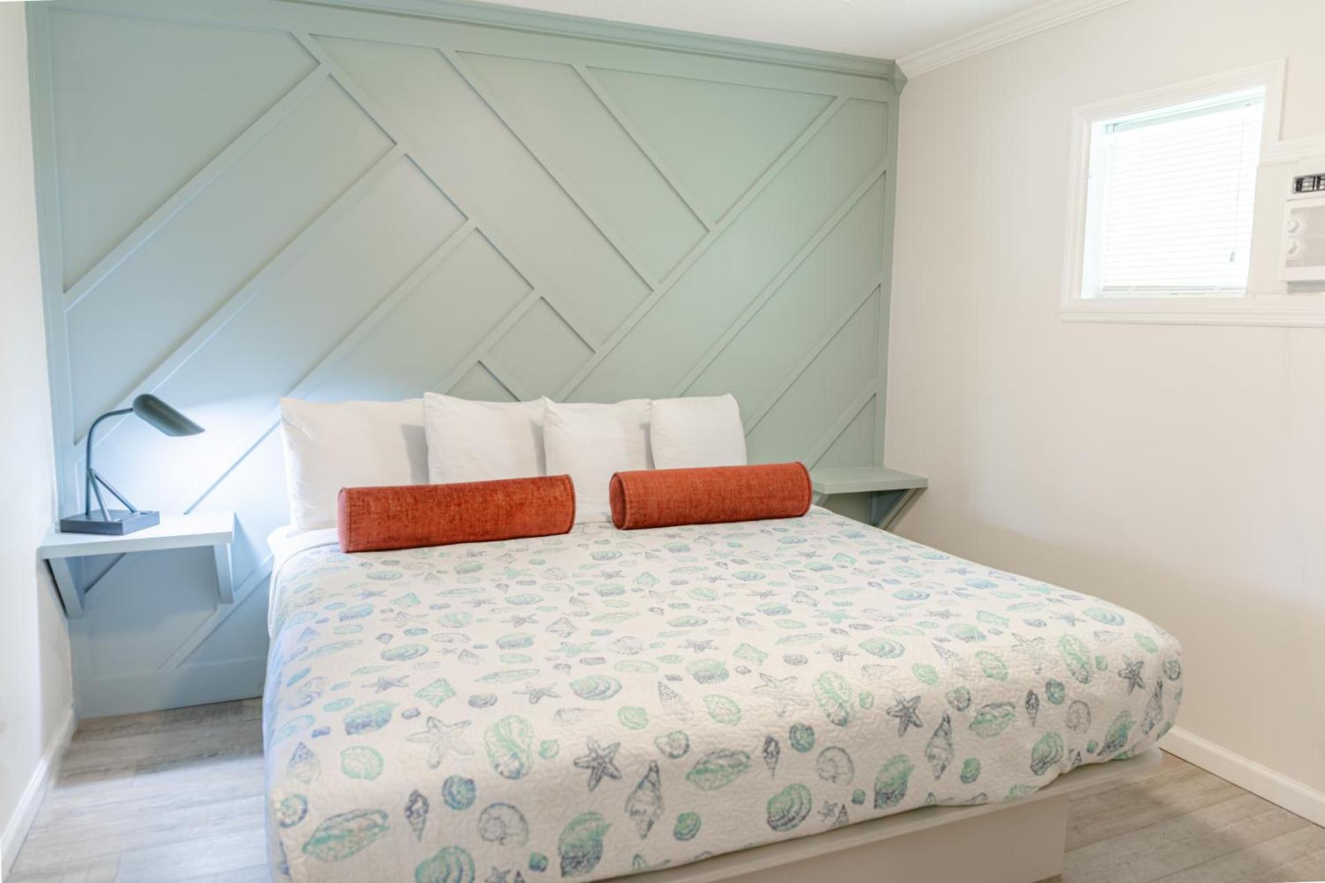 Atlantis Inn - Tybee Island photo 44