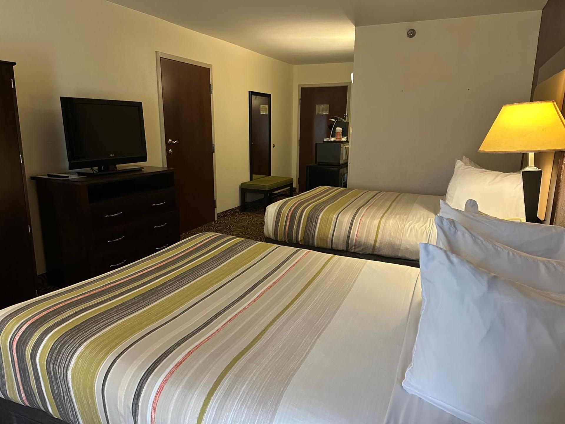 Country Inn & Suites by Radisson, Murrells Inlet, SC photo 16