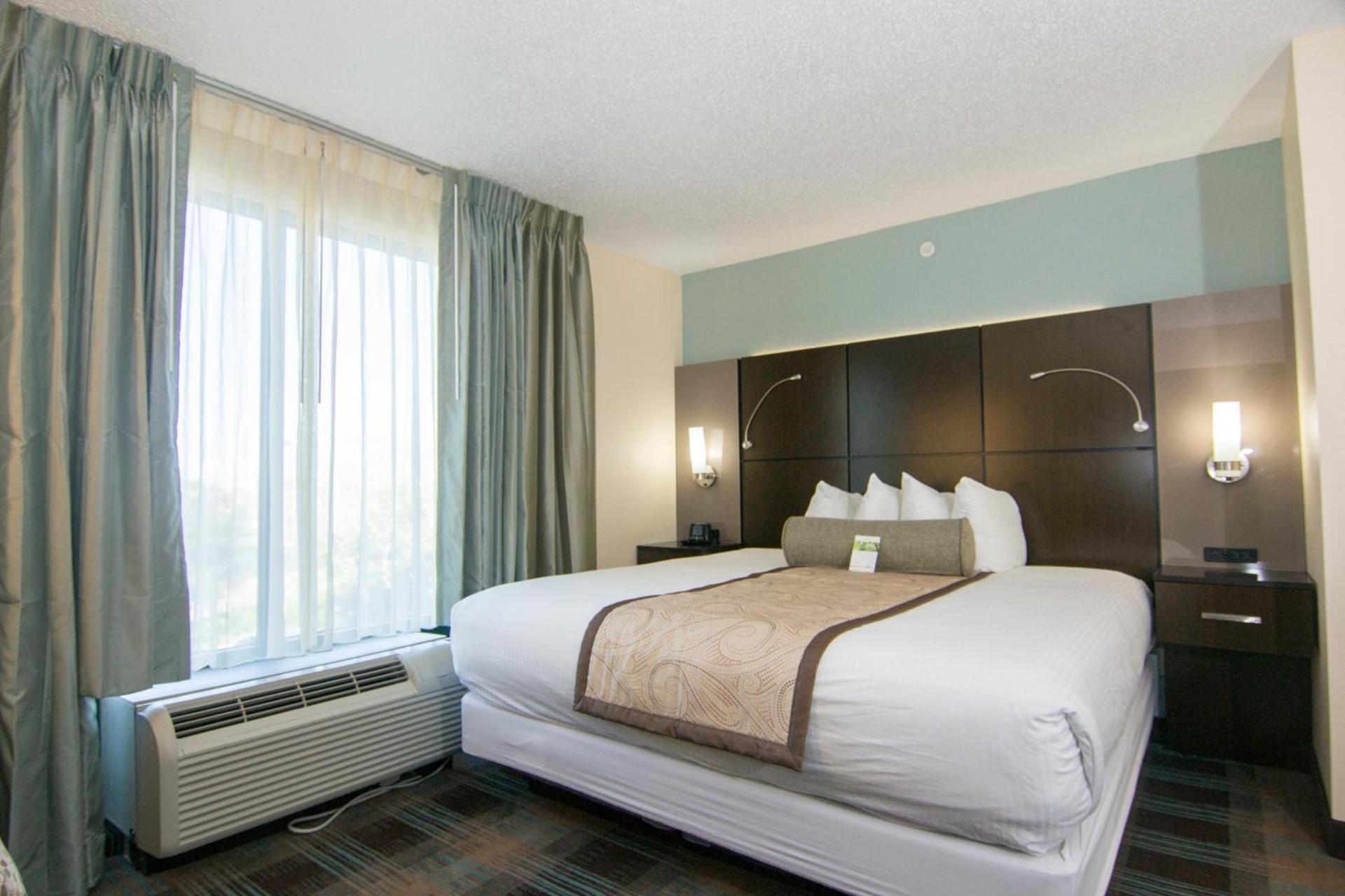 Wingate By Wyndham - Orlando International Airport- Free Hot Breakfast photo 30