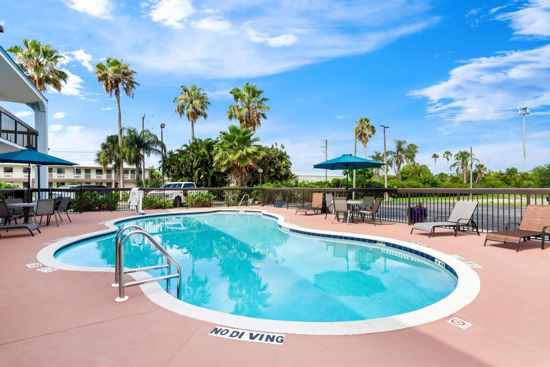 Best Western Lake Okeechobee photo 27