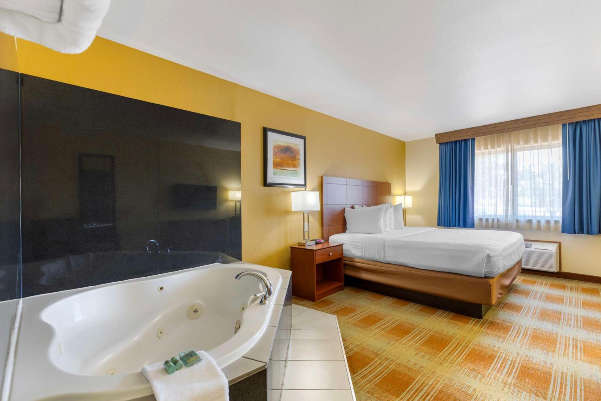 Best Western Kiva Inn photo 6