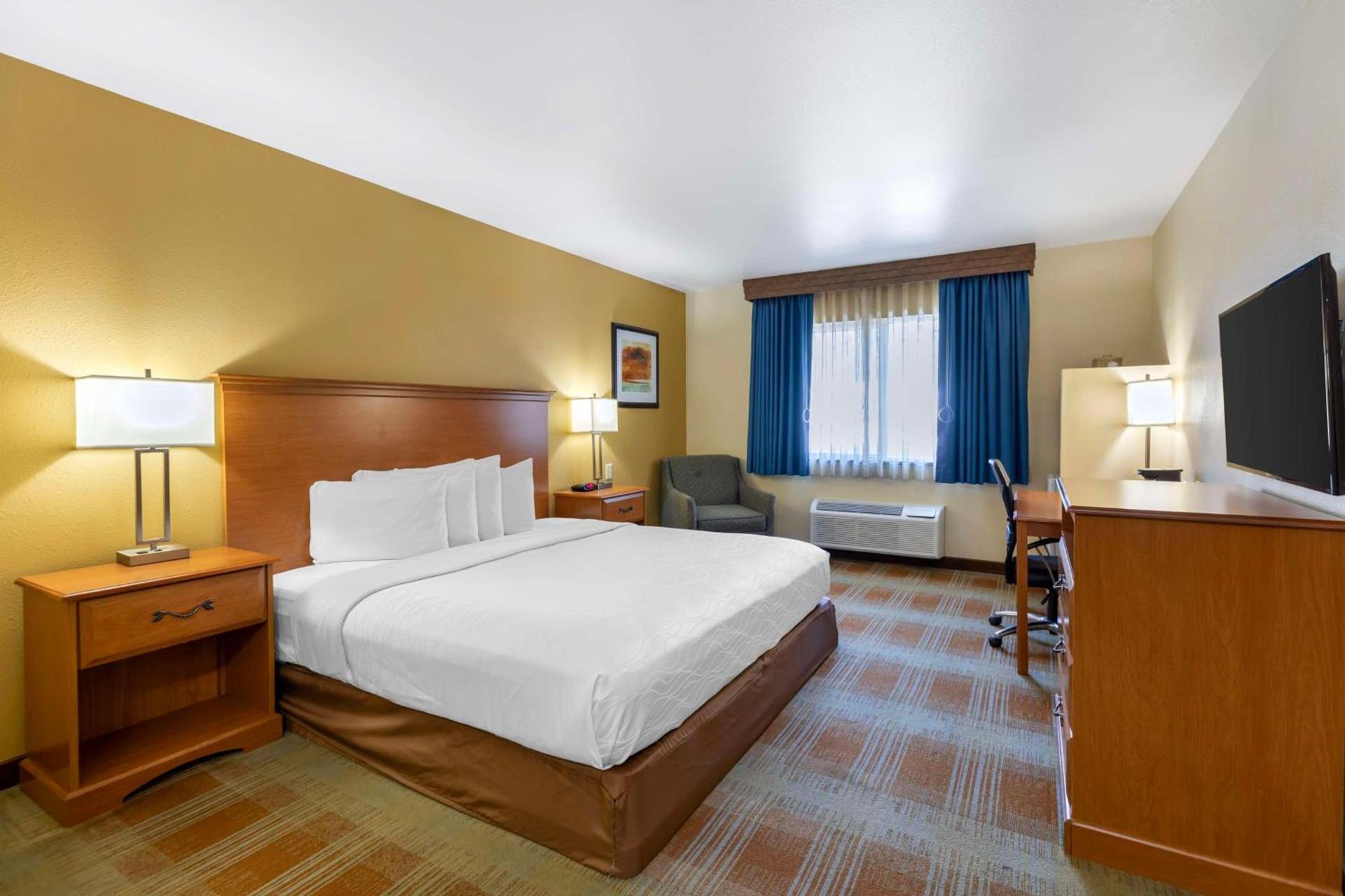 Best Western Kiva Inn photo 15