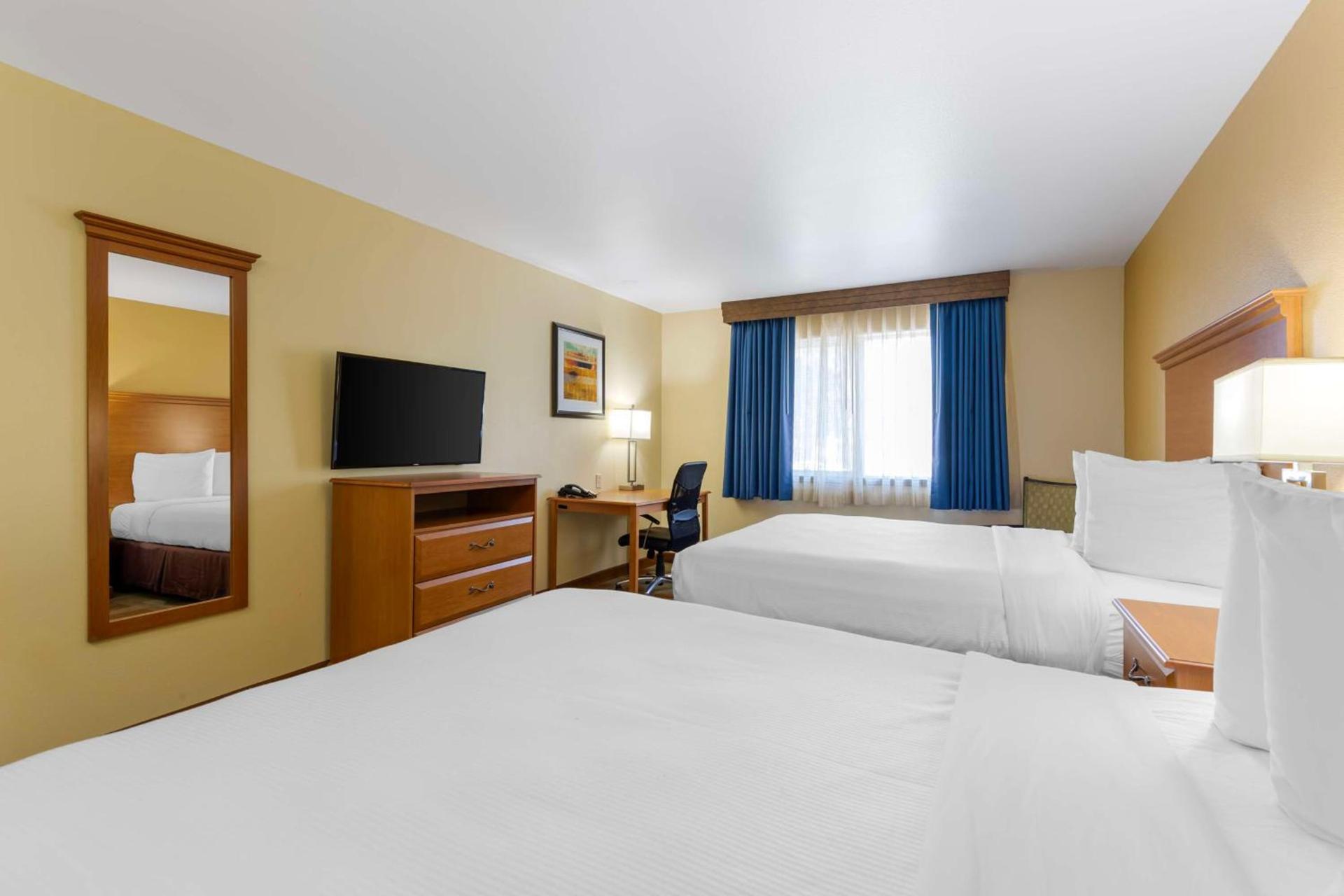 Best Western Kiva Inn photo 22