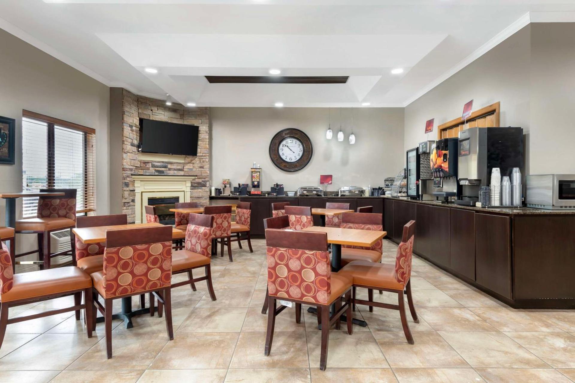 Best Western Plus Albert Lea I-90/I-35 Hotel photo 6