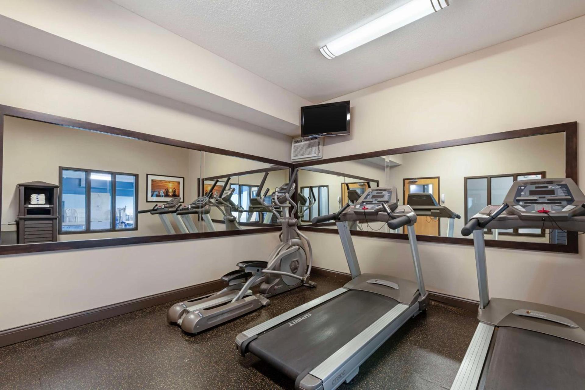 Best Western Plus Albert Lea I-90/I-35 Hotel photo 5