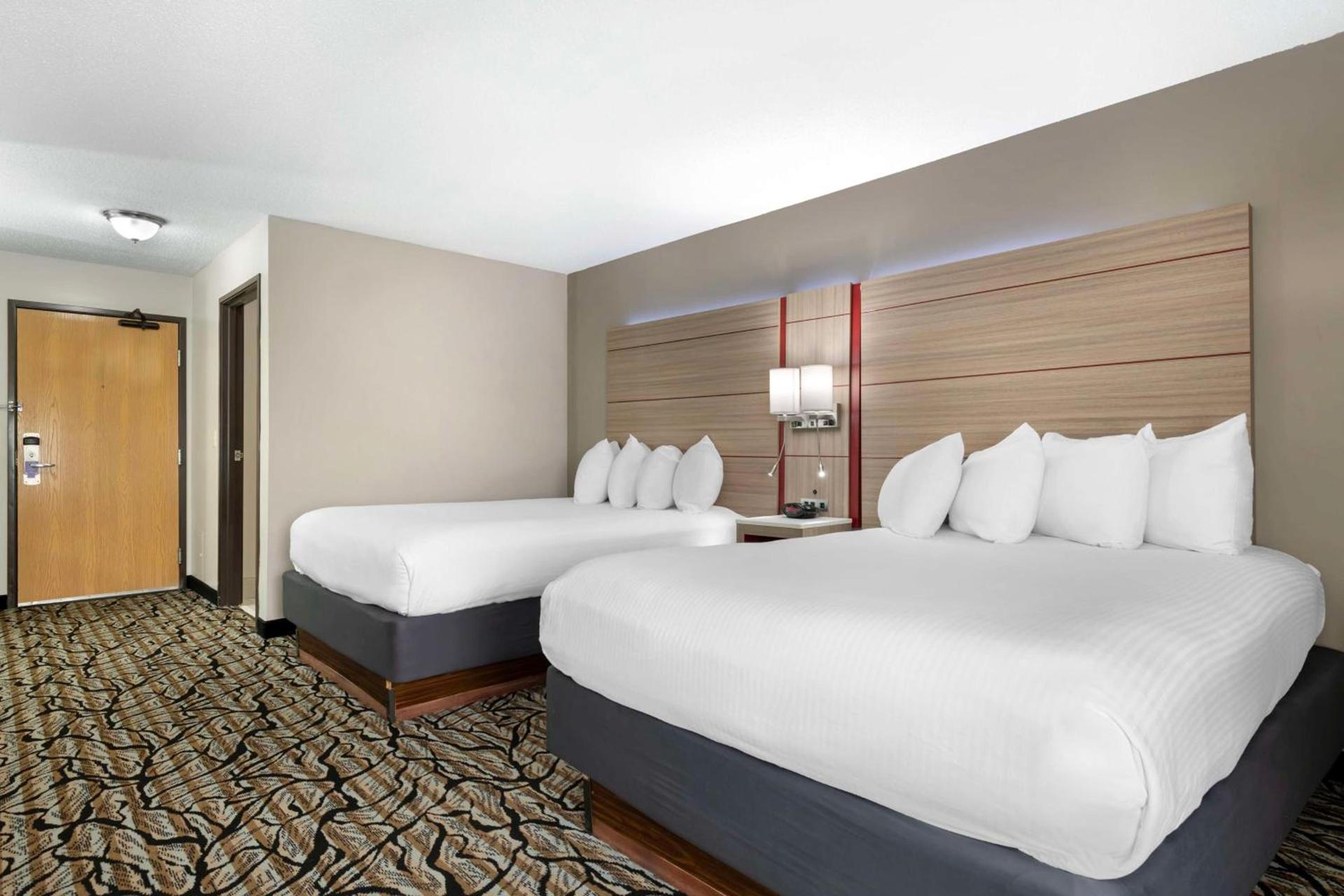 Best Western Plus Albert Lea I-90/I-35 Hotel photo 11