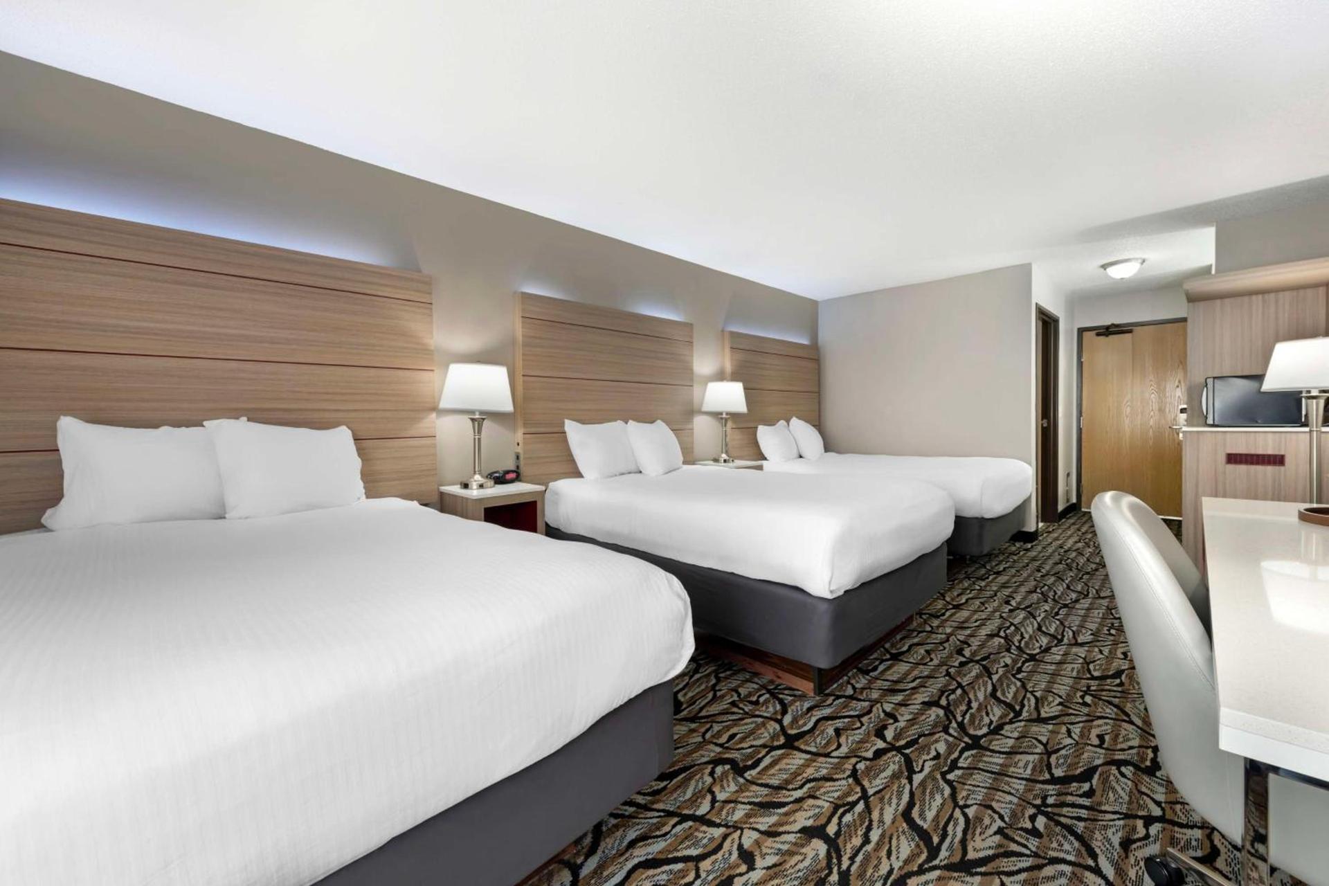 Best Western Plus Albert Lea I-90/I-35 Hotel photo 14