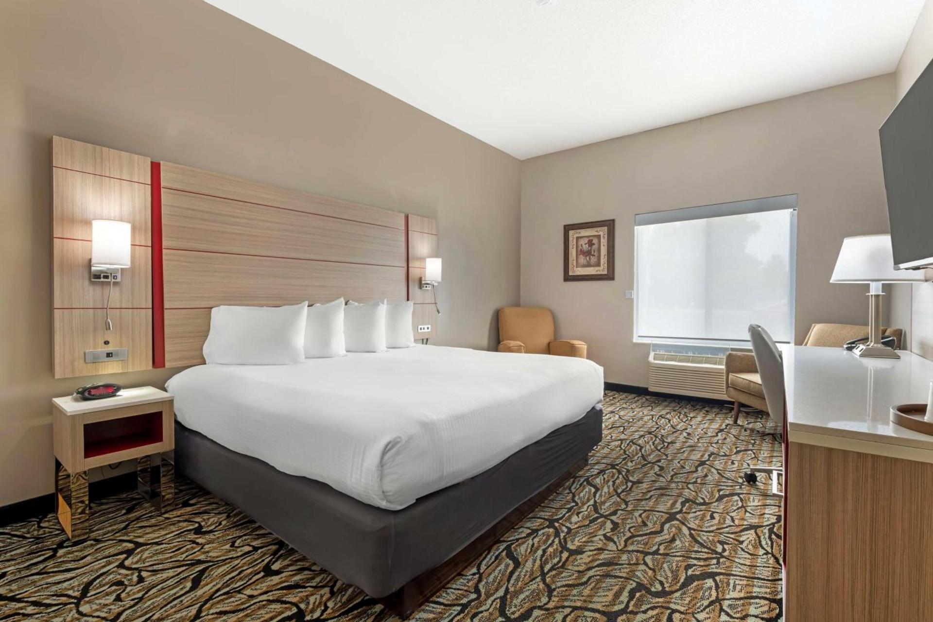 Best Western Plus Albert Lea I-90/I-35 Hotel photo 23