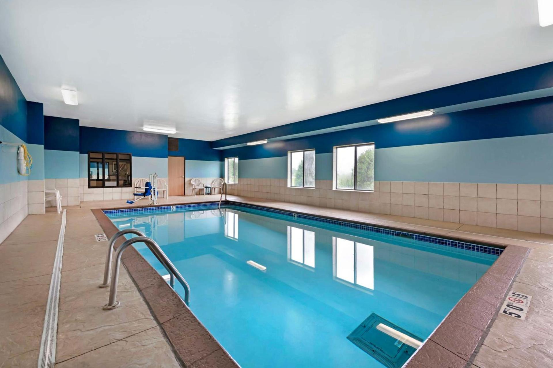 Best Western Plus Albert Lea I-90/I-35 Hotel photo 40