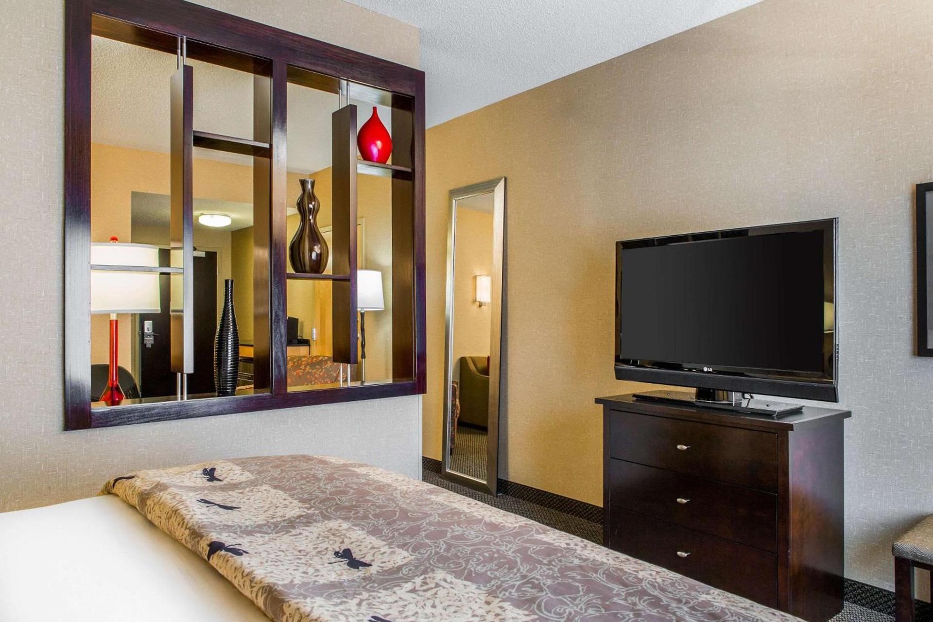 Cambria Hotel Raleigh-Durham Airport photo 11