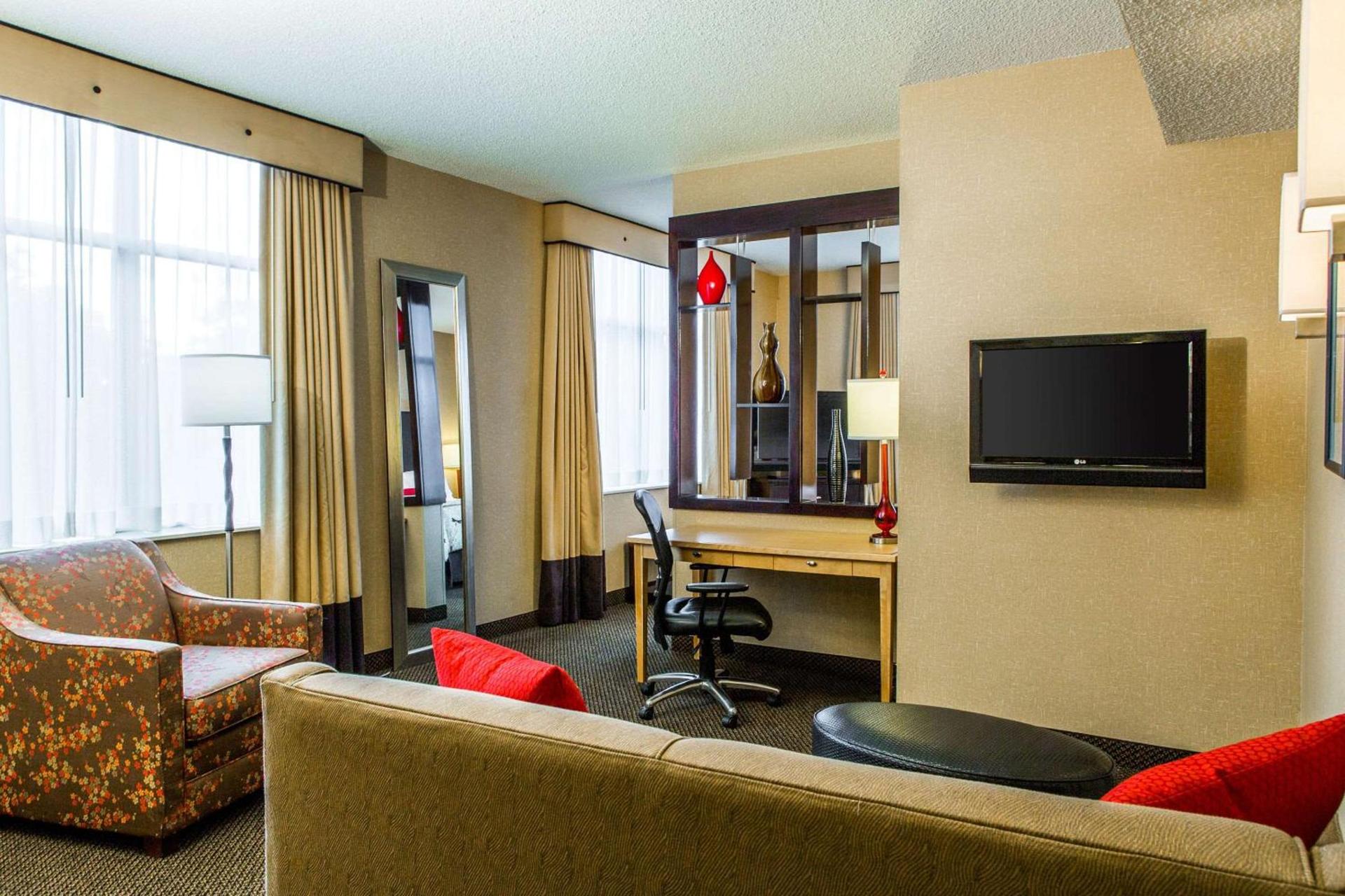 Cambria Hotel Raleigh-Durham Airport photo 14