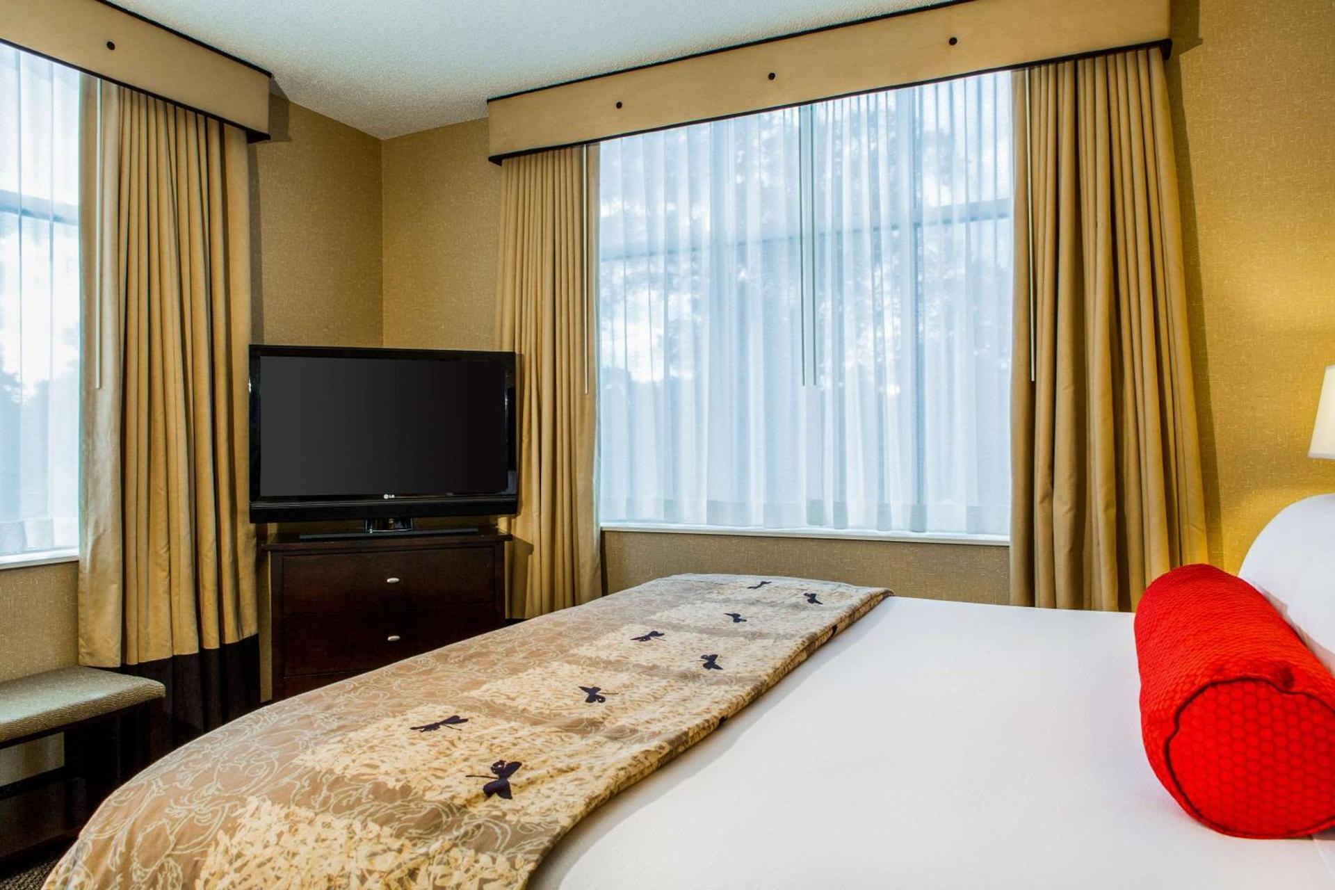Cambria Hotel Raleigh-Durham Airport photo 17