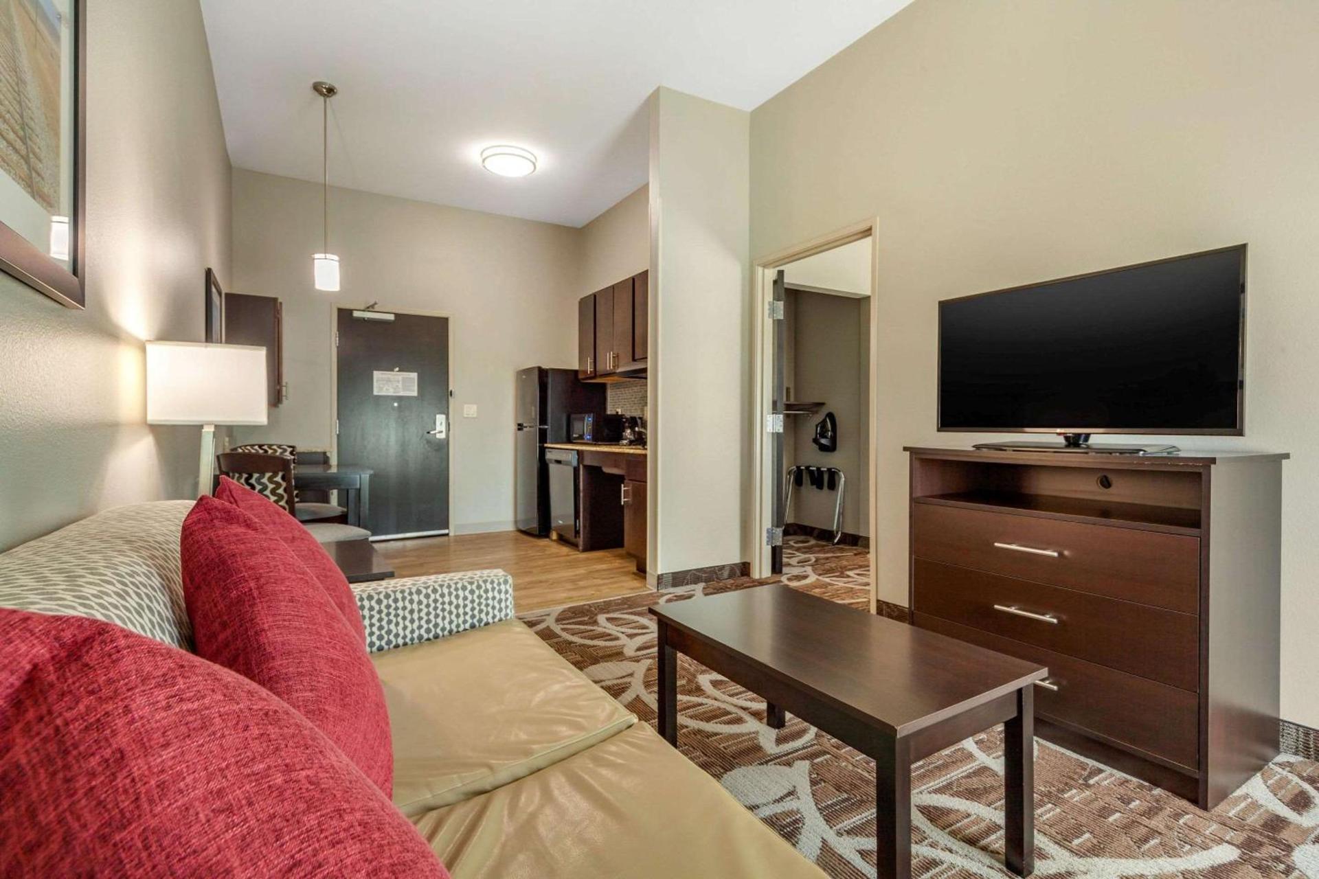 MainStay Suites Lincoln University Area photo 83