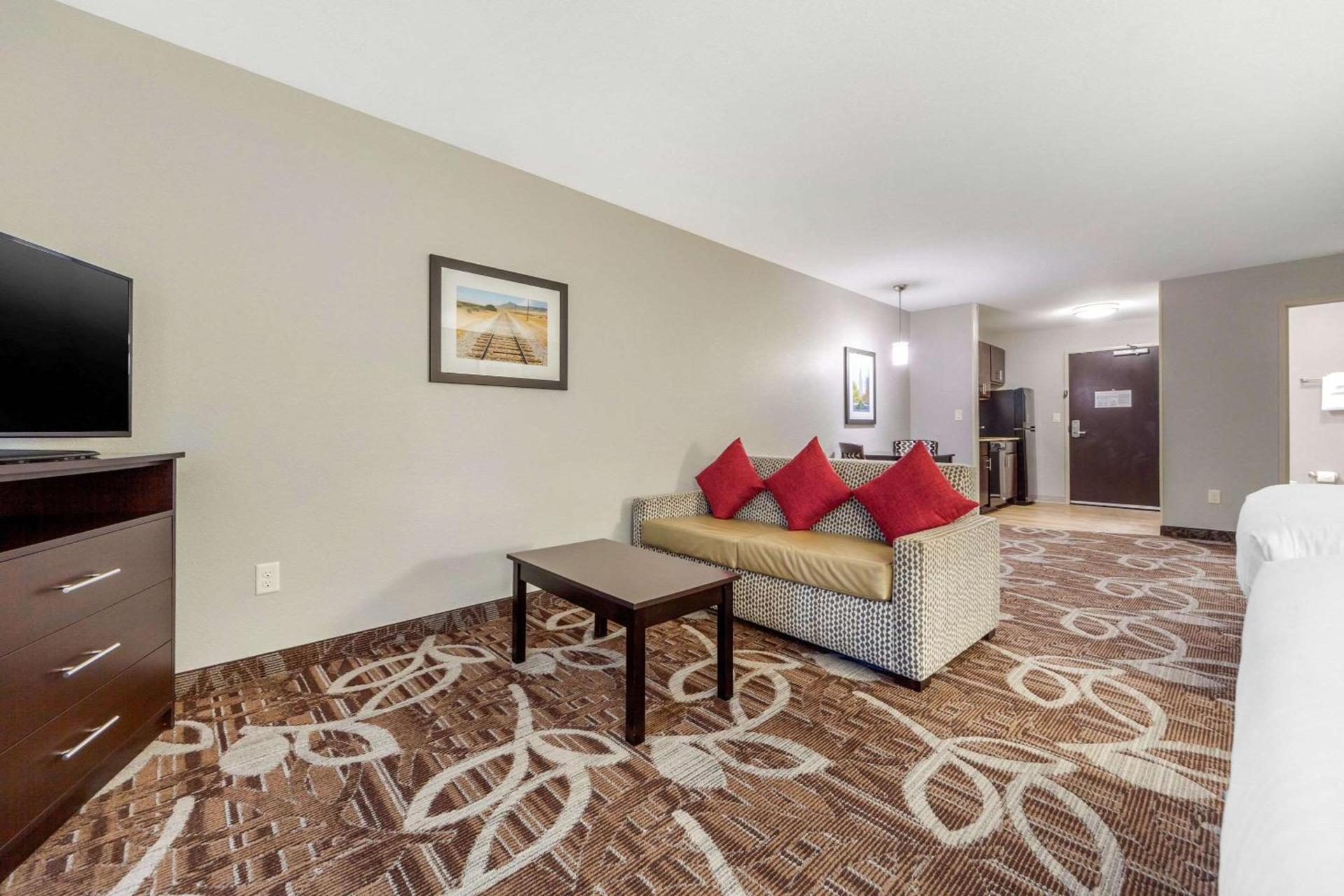 MainStay Suites Lincoln University Area photo 30
