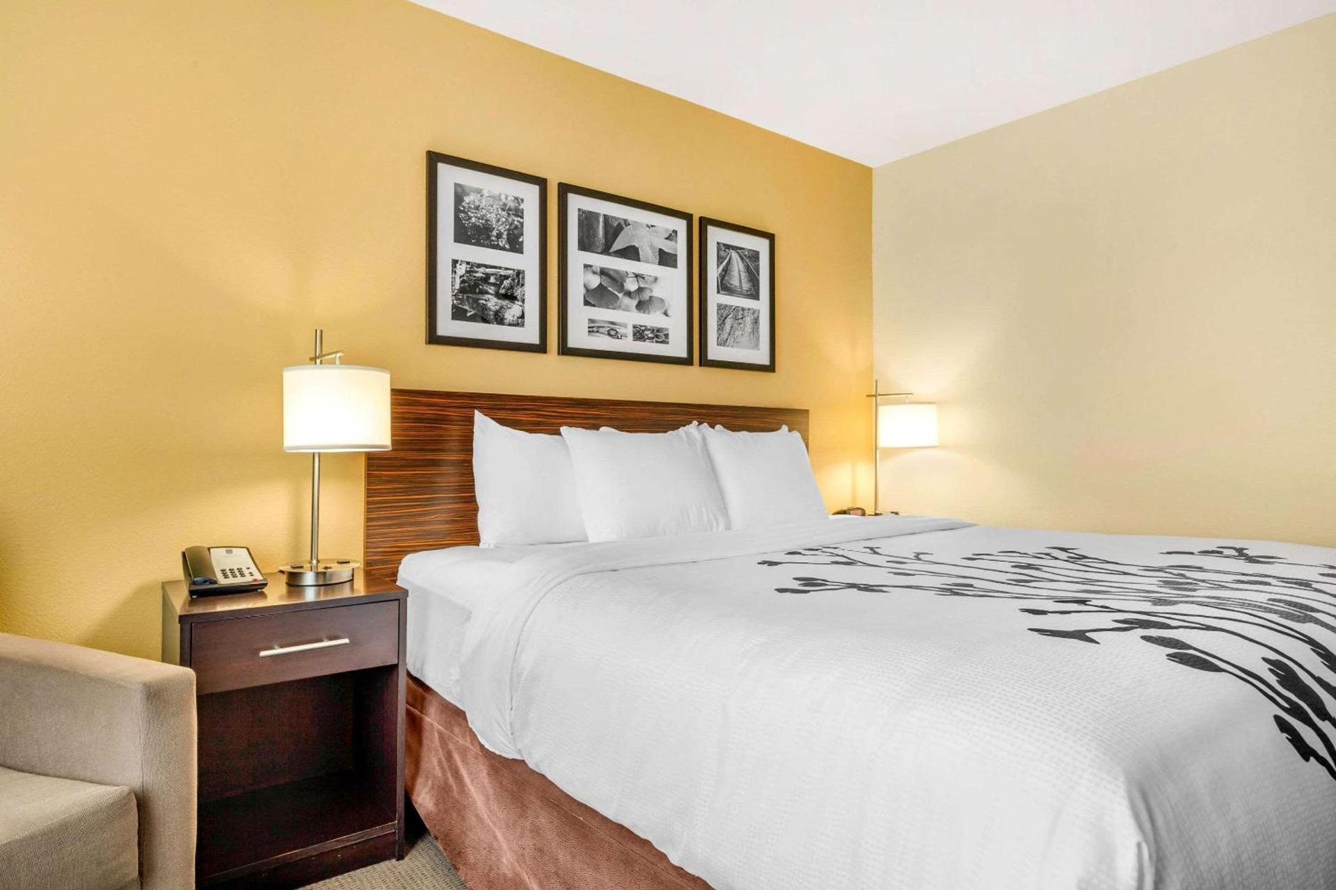 Sleep Inn & Suites Lincoln University Area photo 13