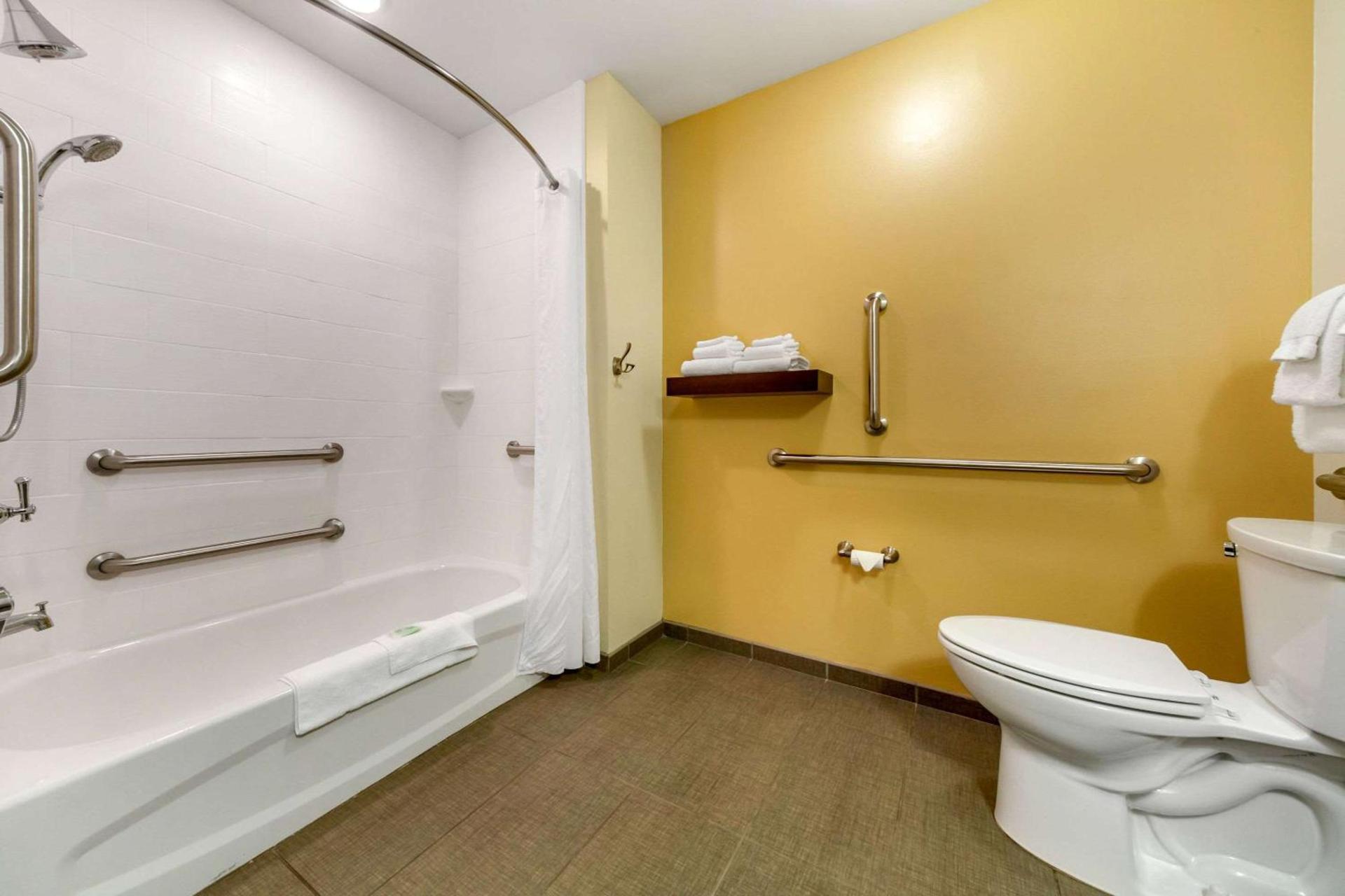 Sleep Inn & Suites Lincoln University Area photo 24