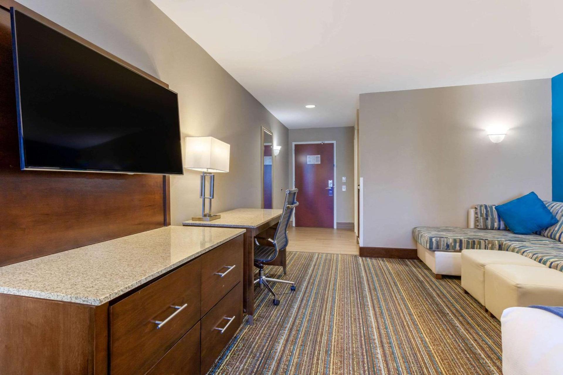 Comfort Suites of Las Cruces I-25 North photo 27